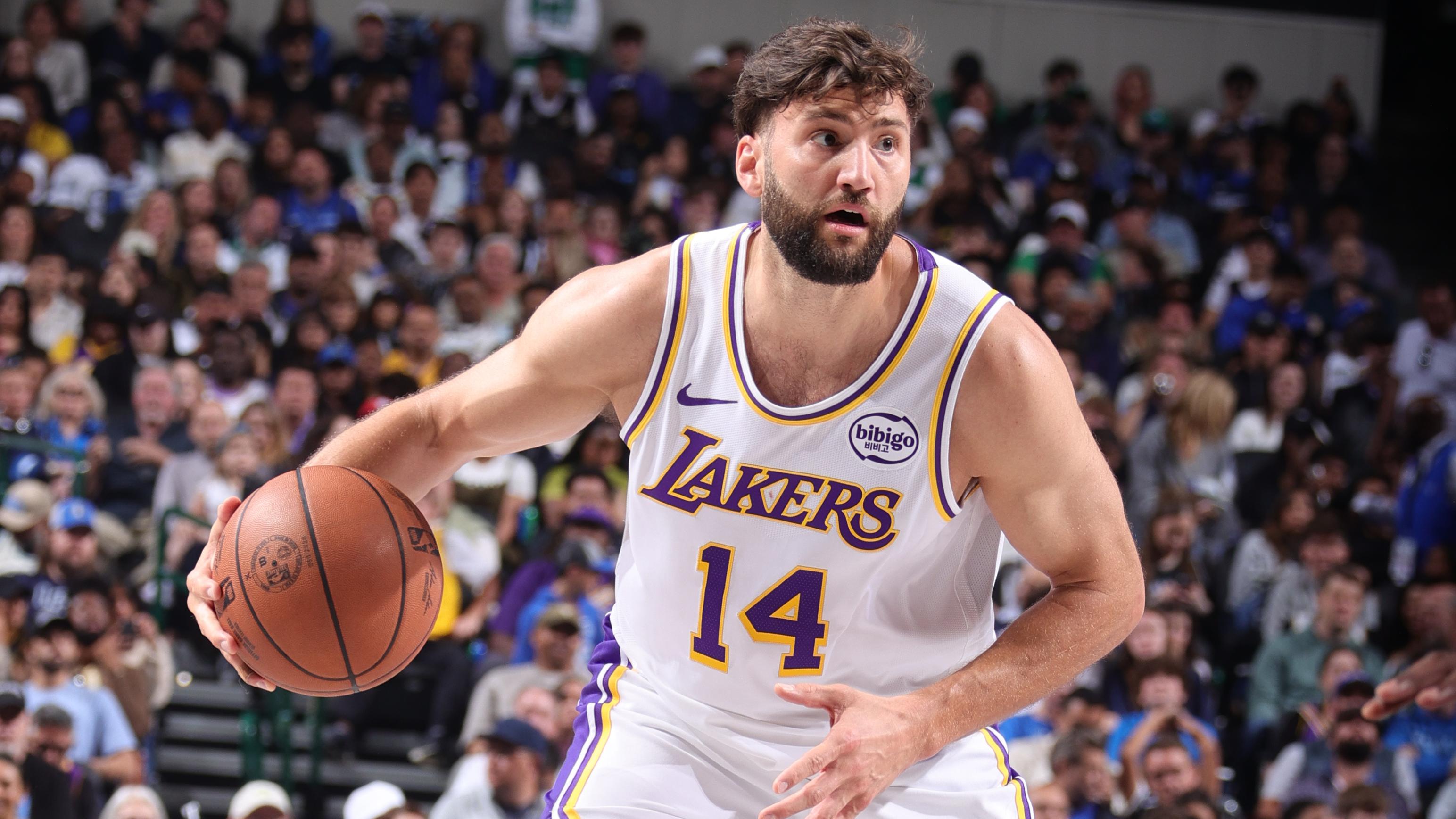 Los Angeles Lakers v Dallas Mavericks