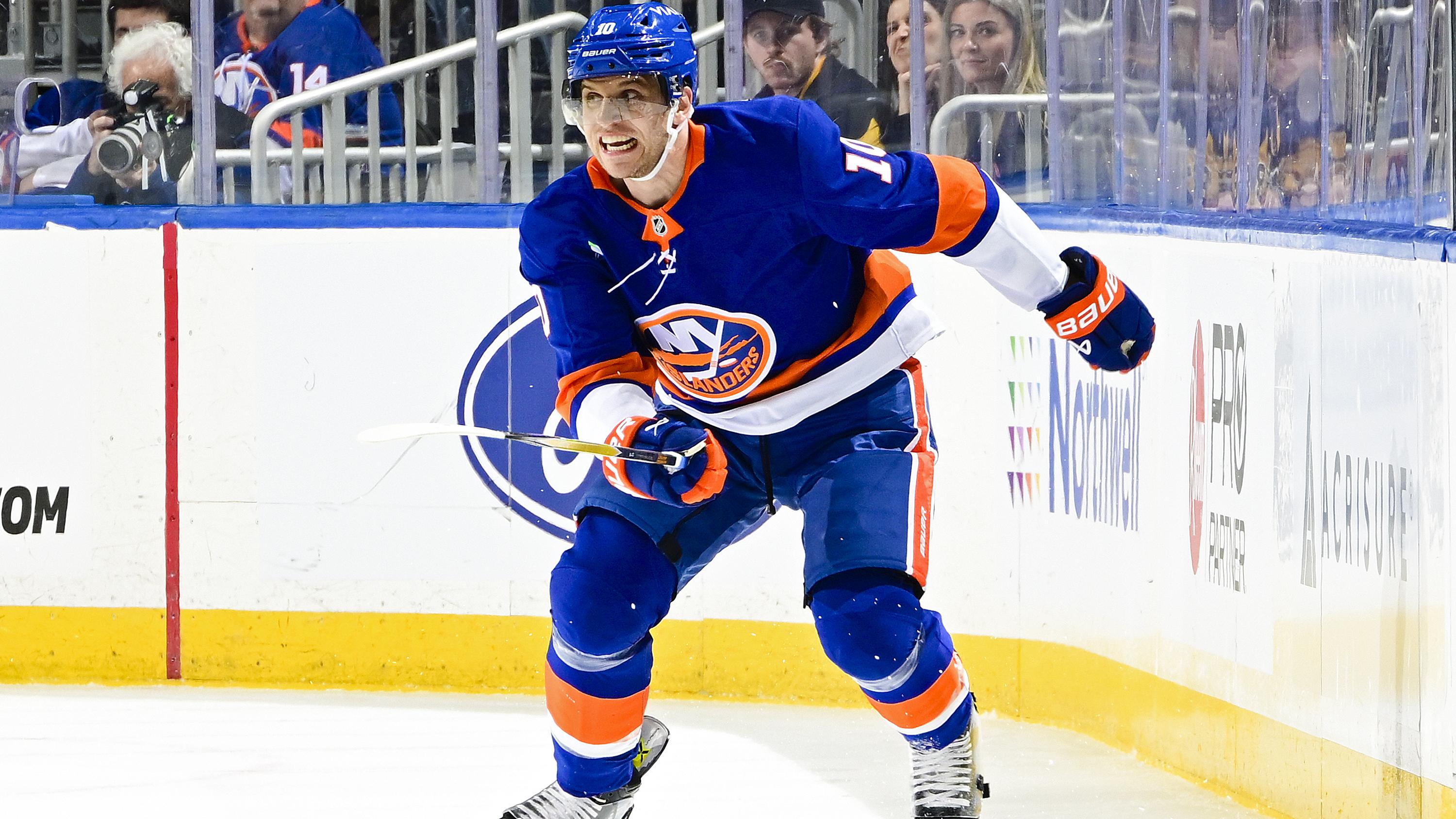 Pittsburgh Penguins v New York Islanders