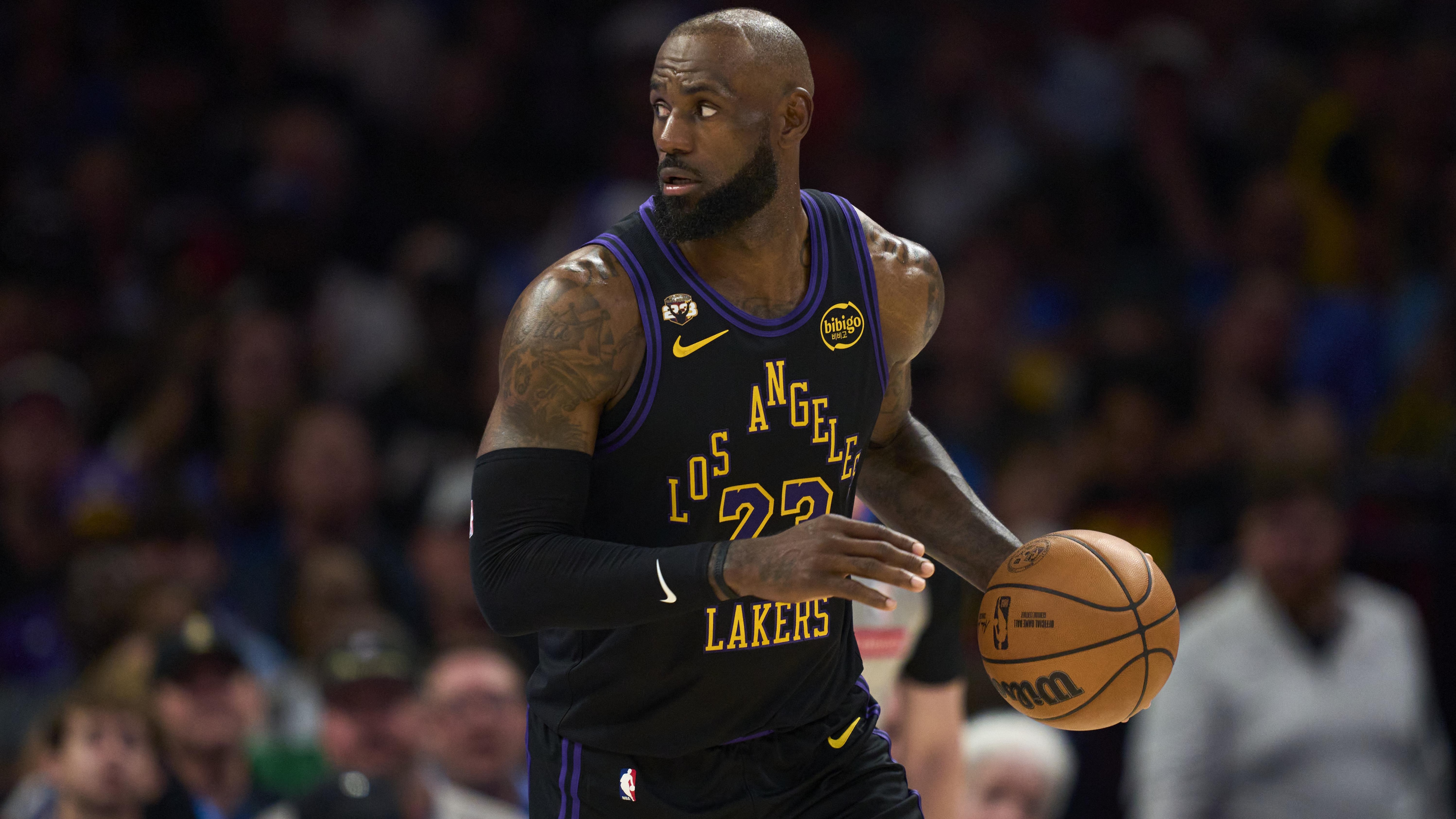 Los Angeles Lakers v Oklahoma City Thunder