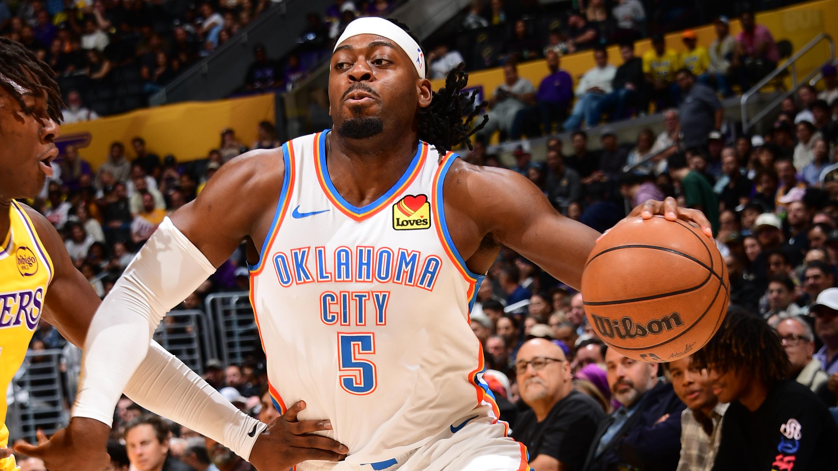 Oklahoma City Thunder v Los Angeles Lakers
