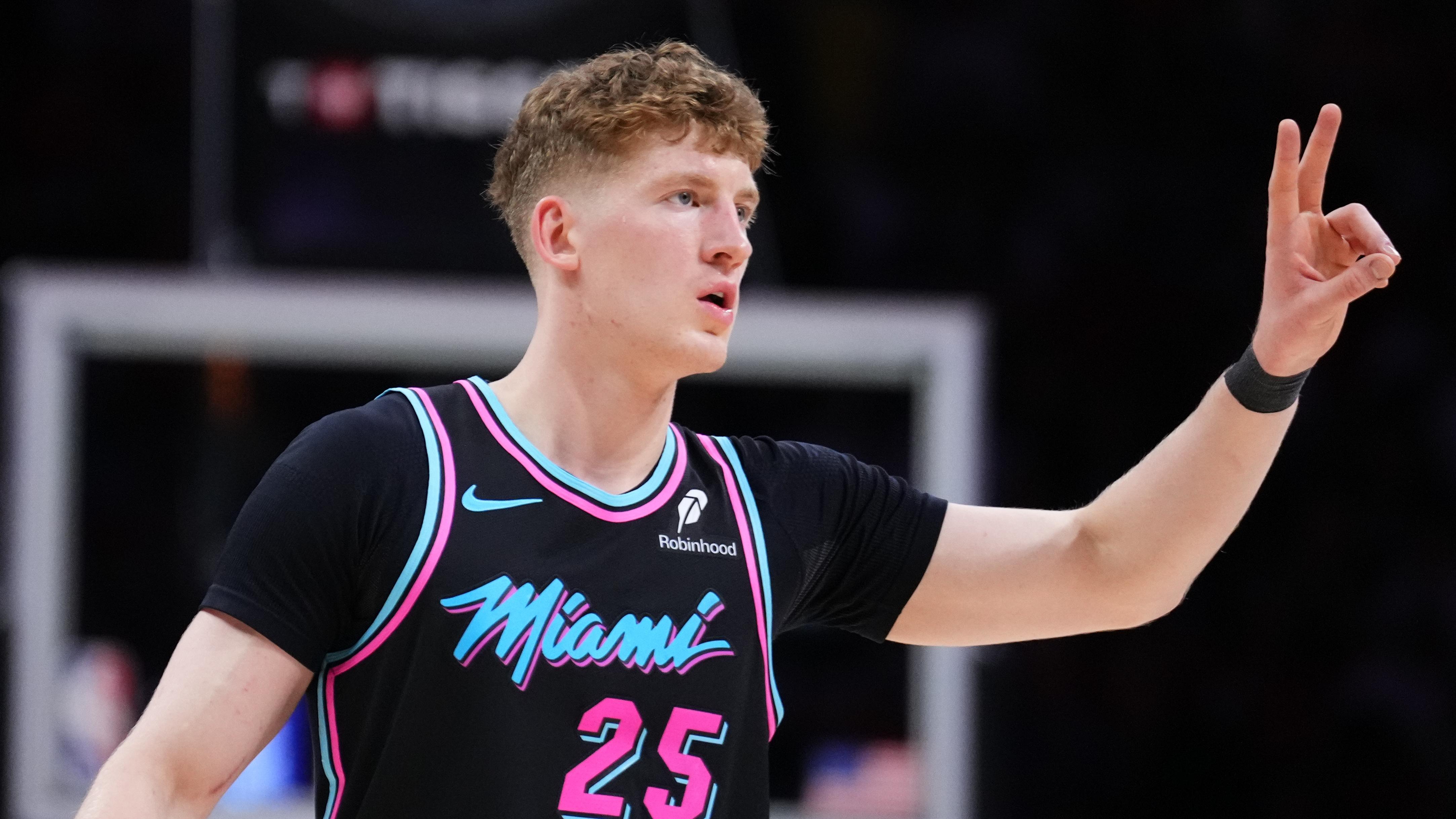 Washington Wizards v Miami Heat