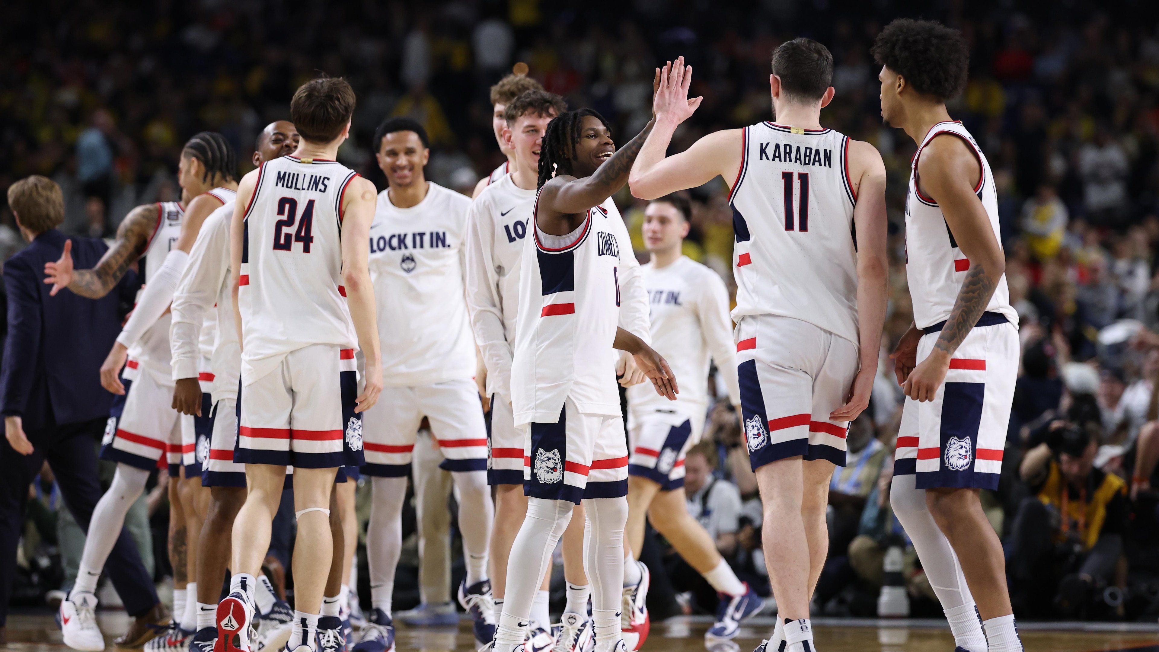 Illinois v UConn