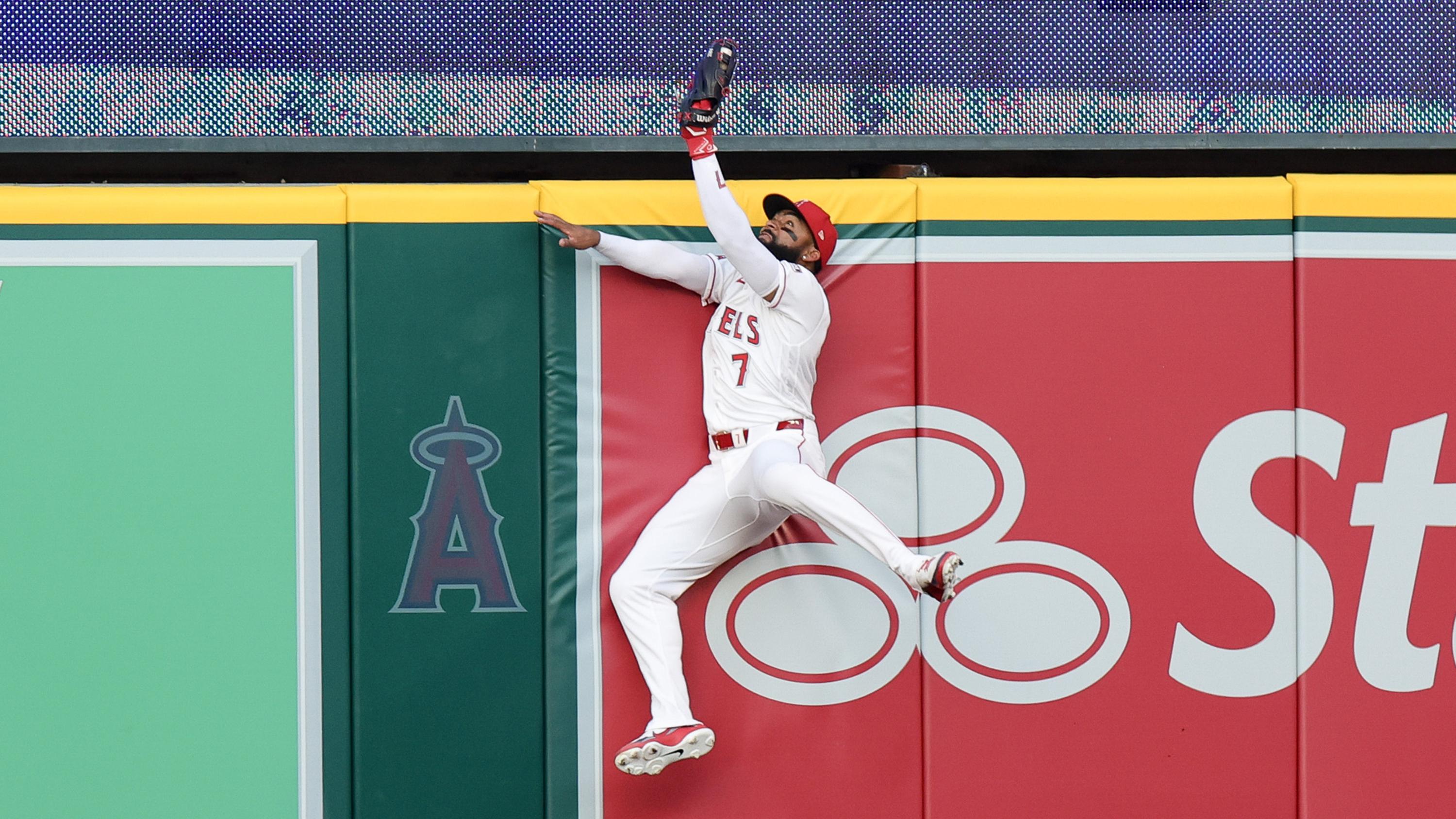 Seattle Mariners v Los Angeles Angels