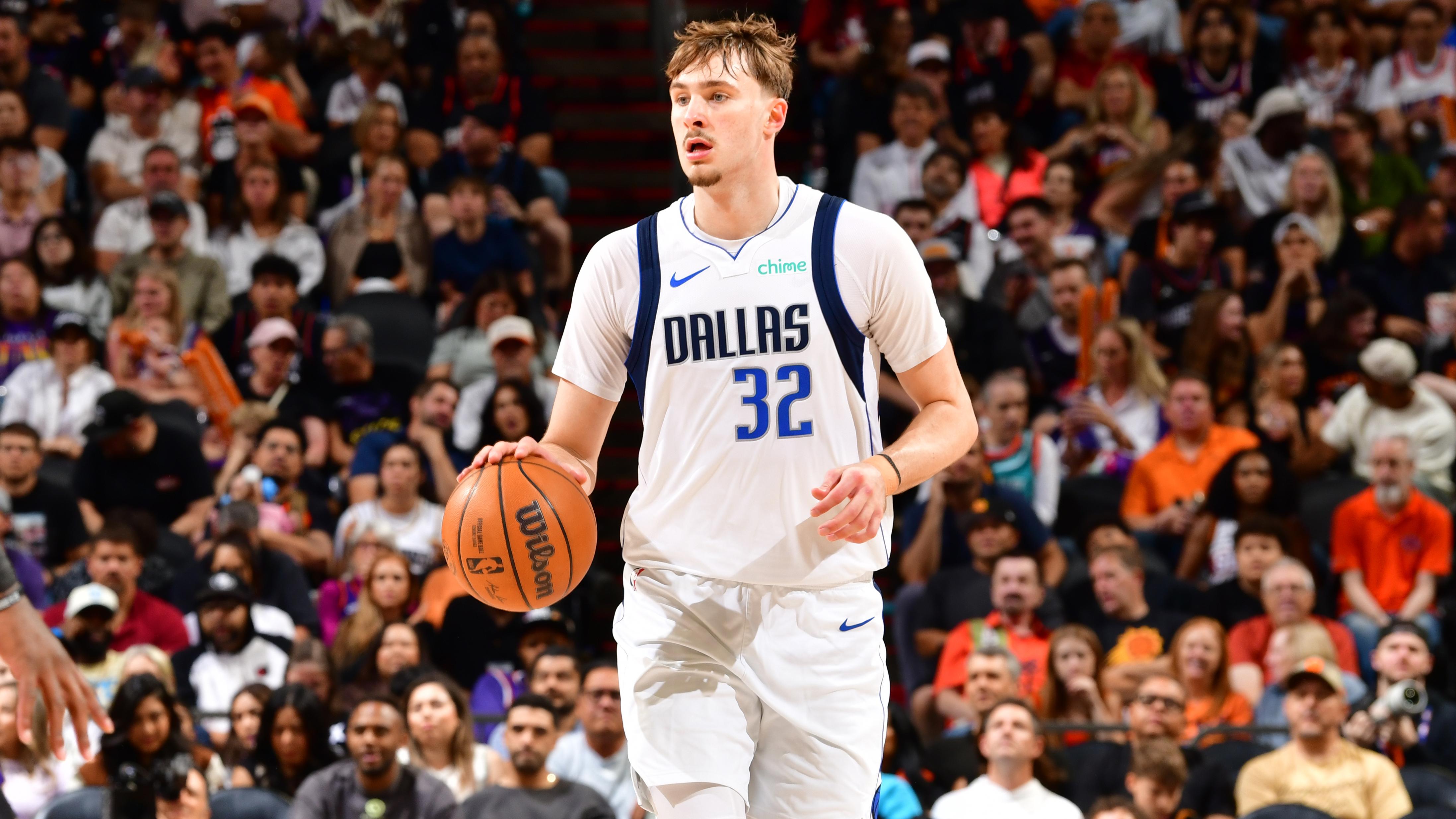 Dallas Mavericks v Phoenix Suns