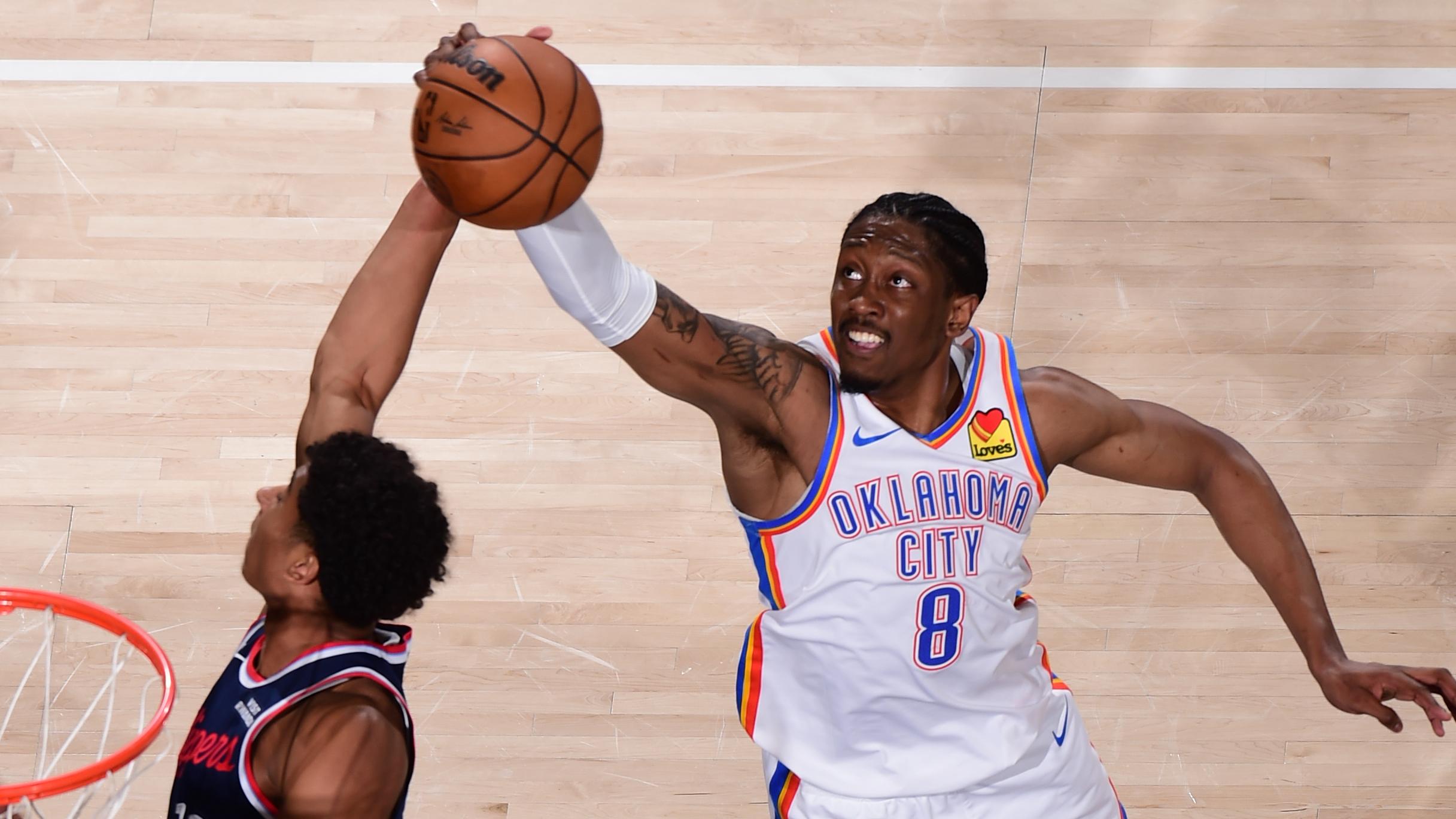 Oklahoma City Thunder v Los Angeles Clippers