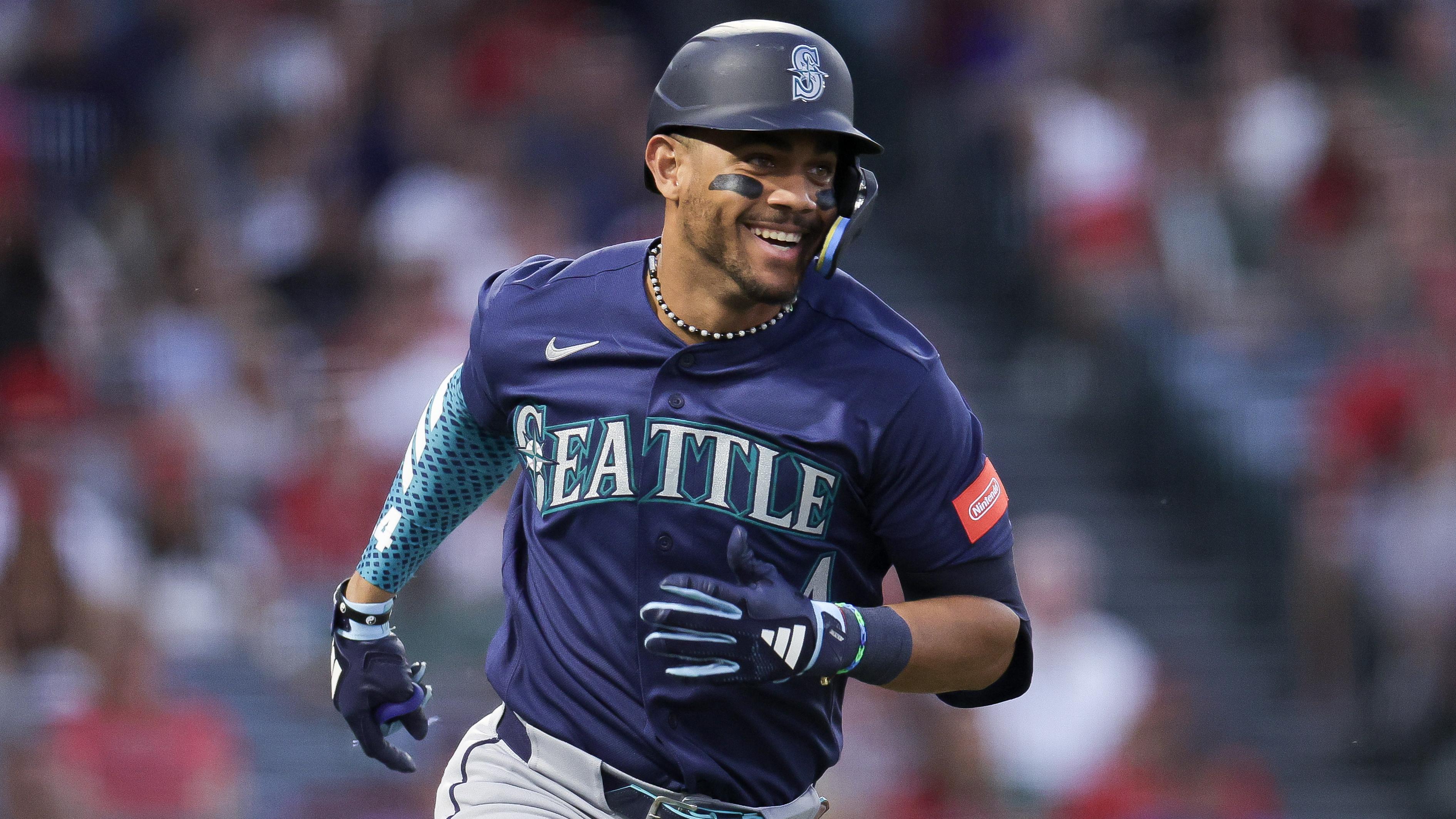 Seattle Mariners v Los Angeles Angels