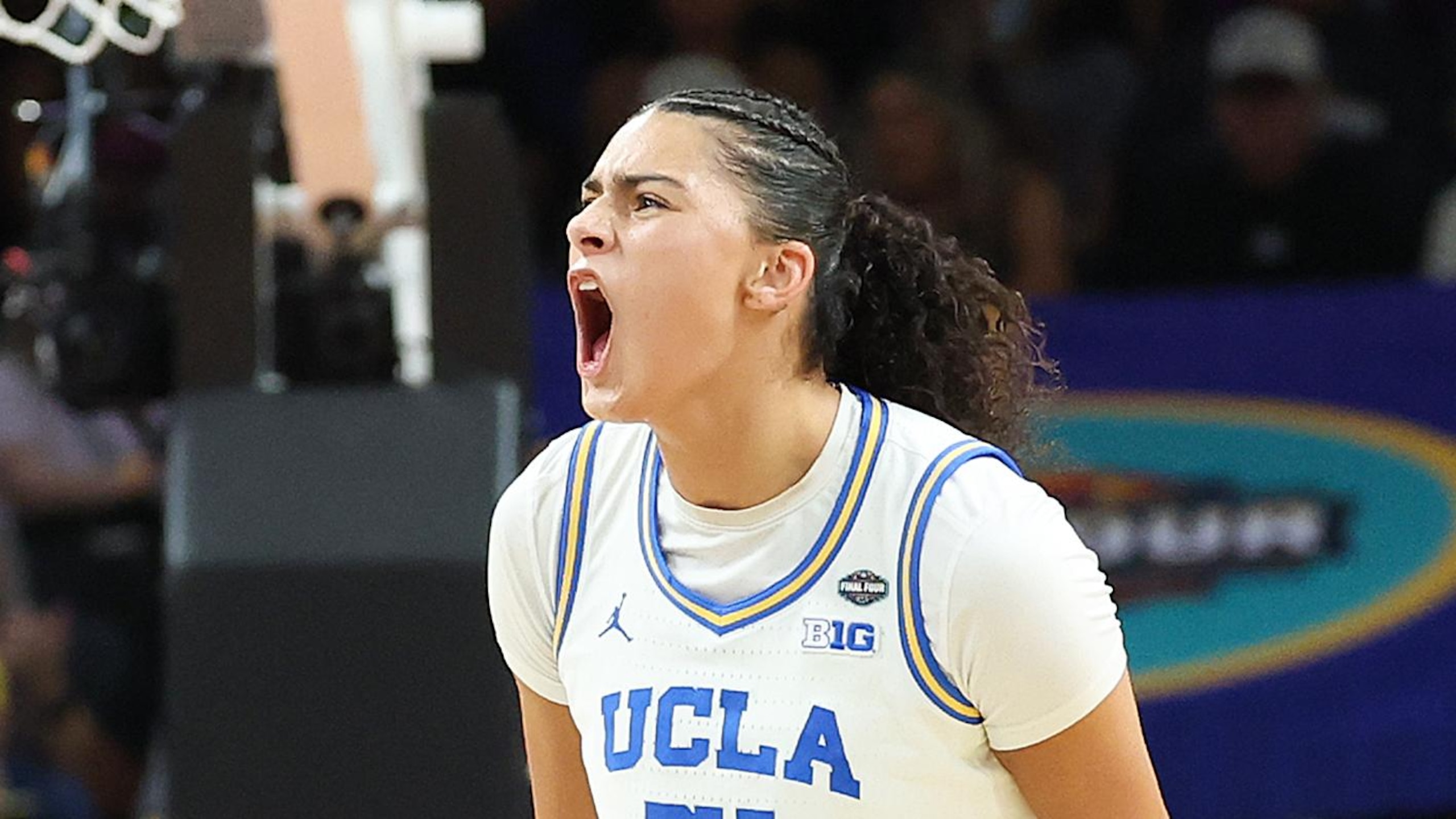 South Carolina v UCLA