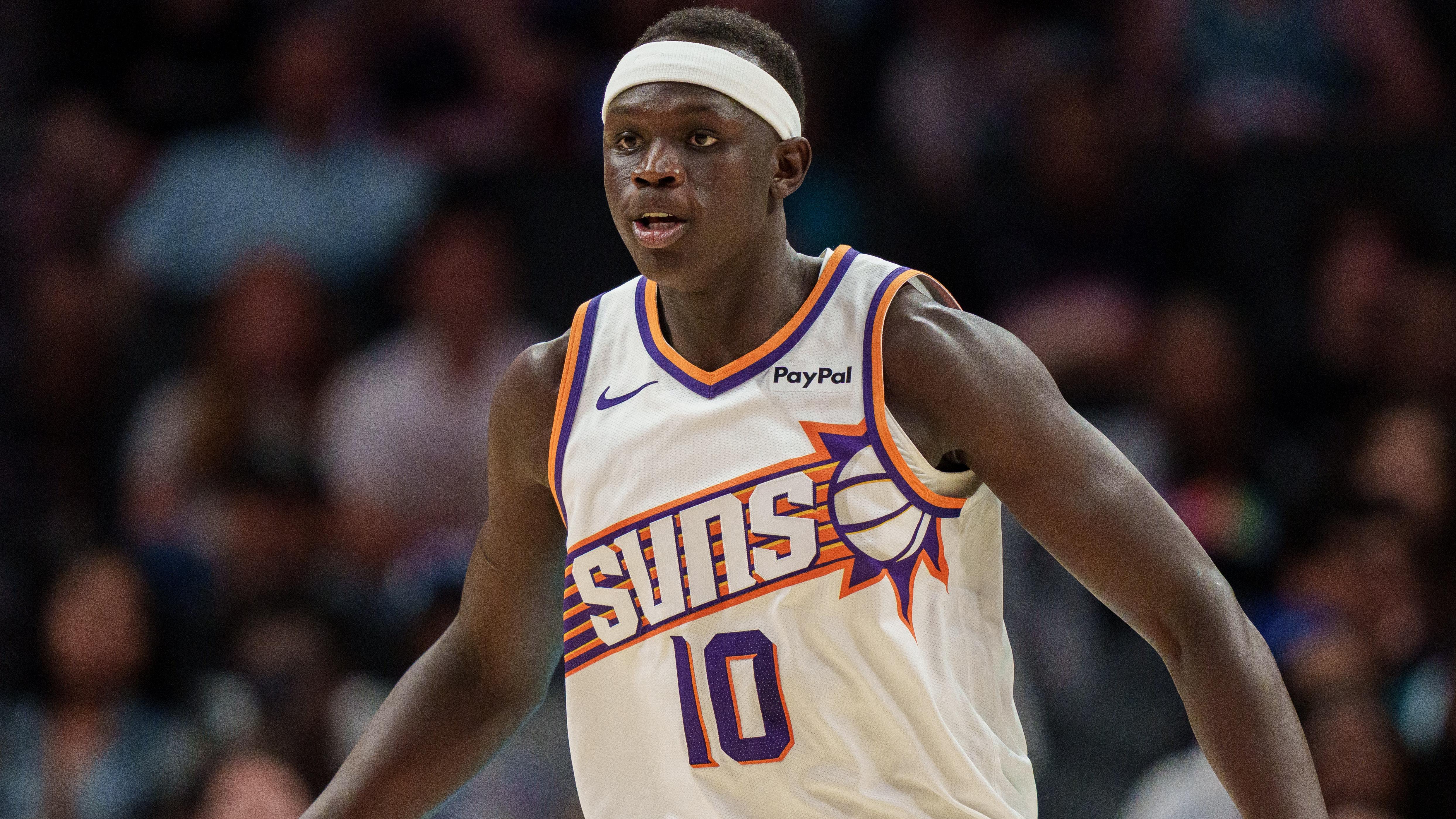 Phoenix Suns v Charlotte Hornets