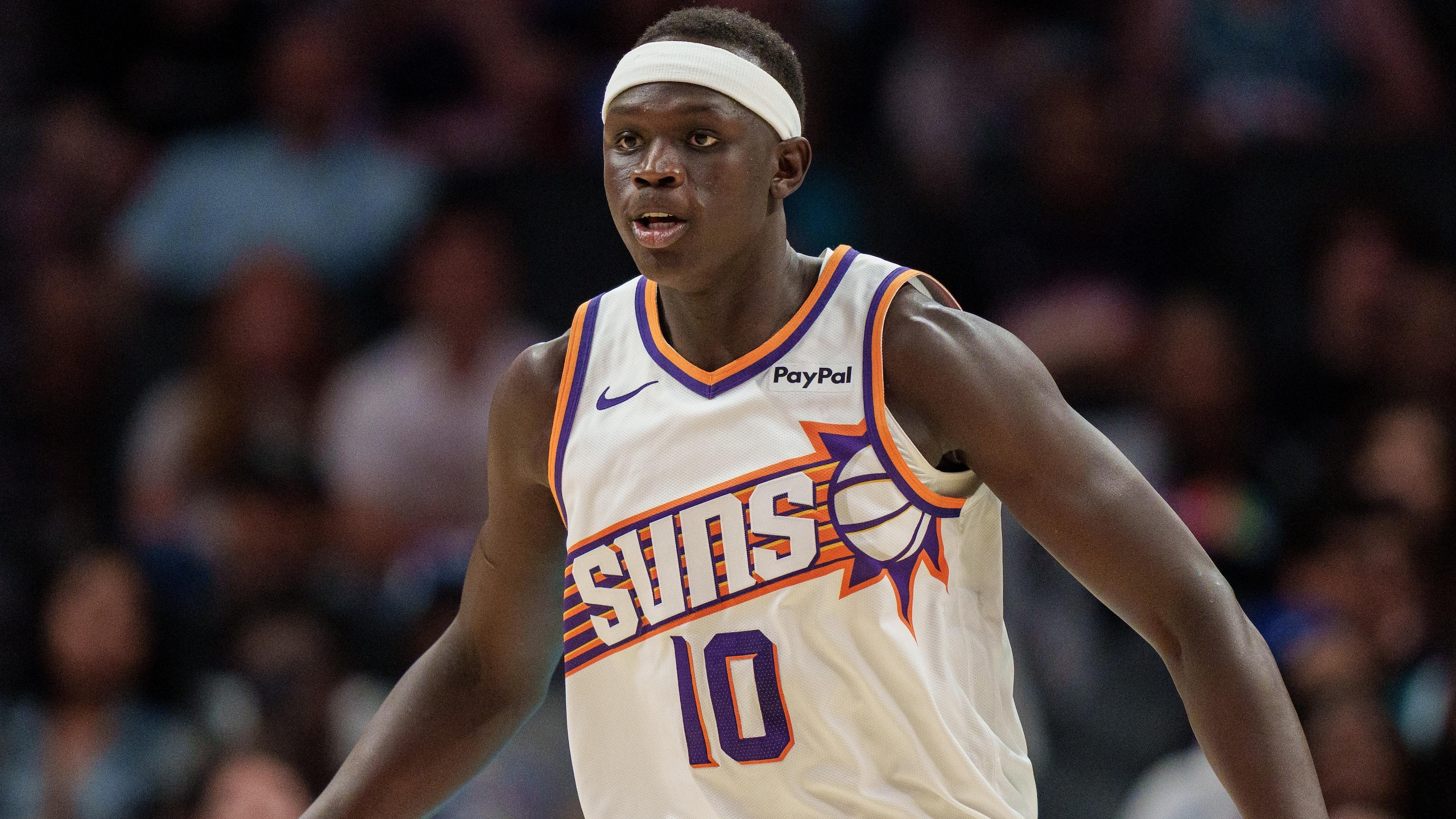 Phoenix Suns v Charlotte Hornets