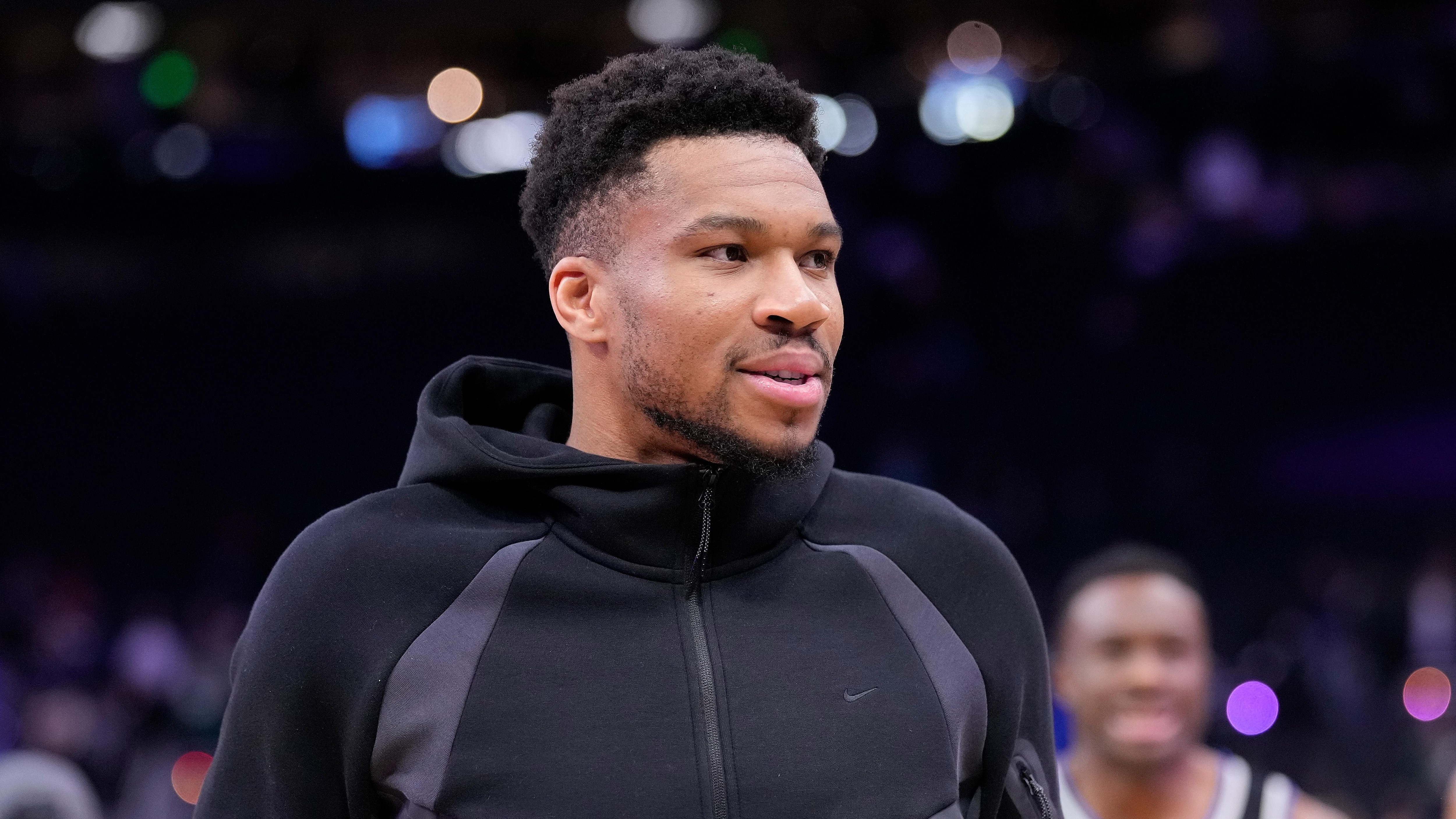 Memphis Grizzlies v Milwaukee Bucks