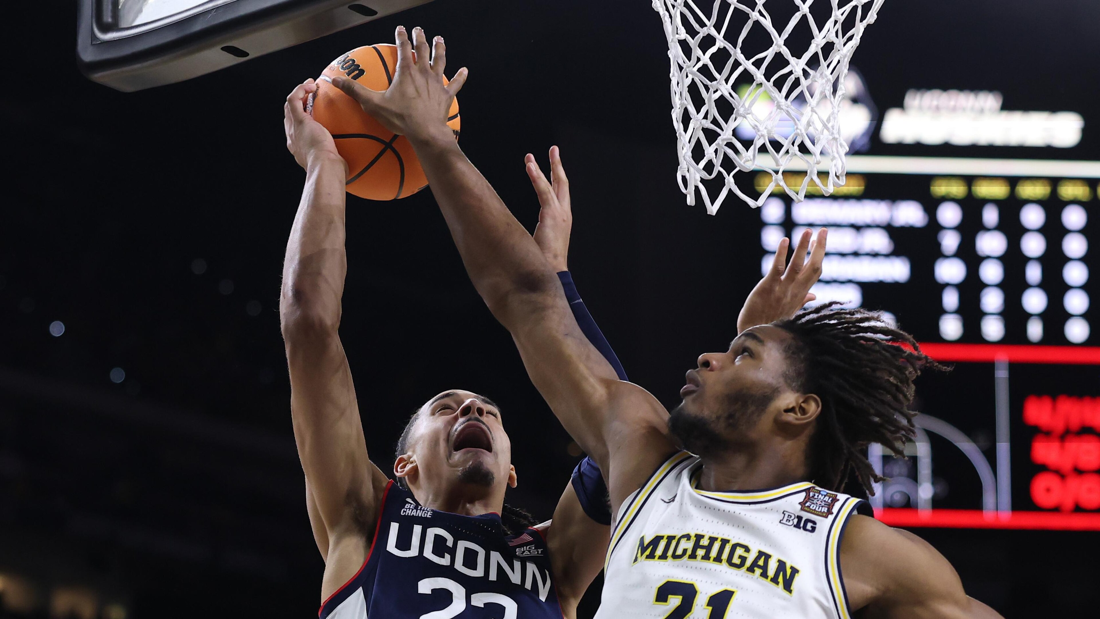 UConn v Michigan UConn v Michigan
