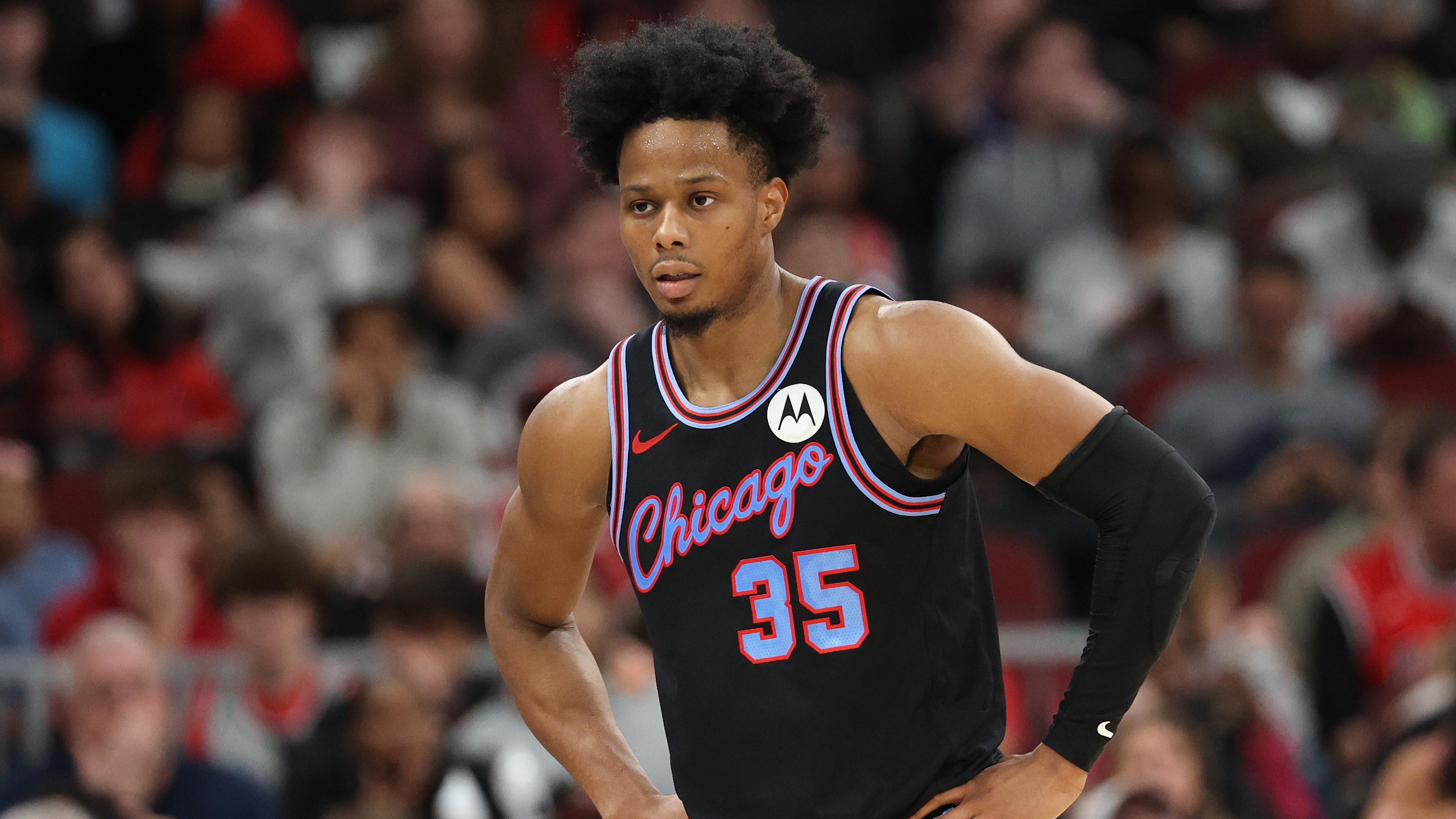 Phoenix Suns v Chicago Bulls