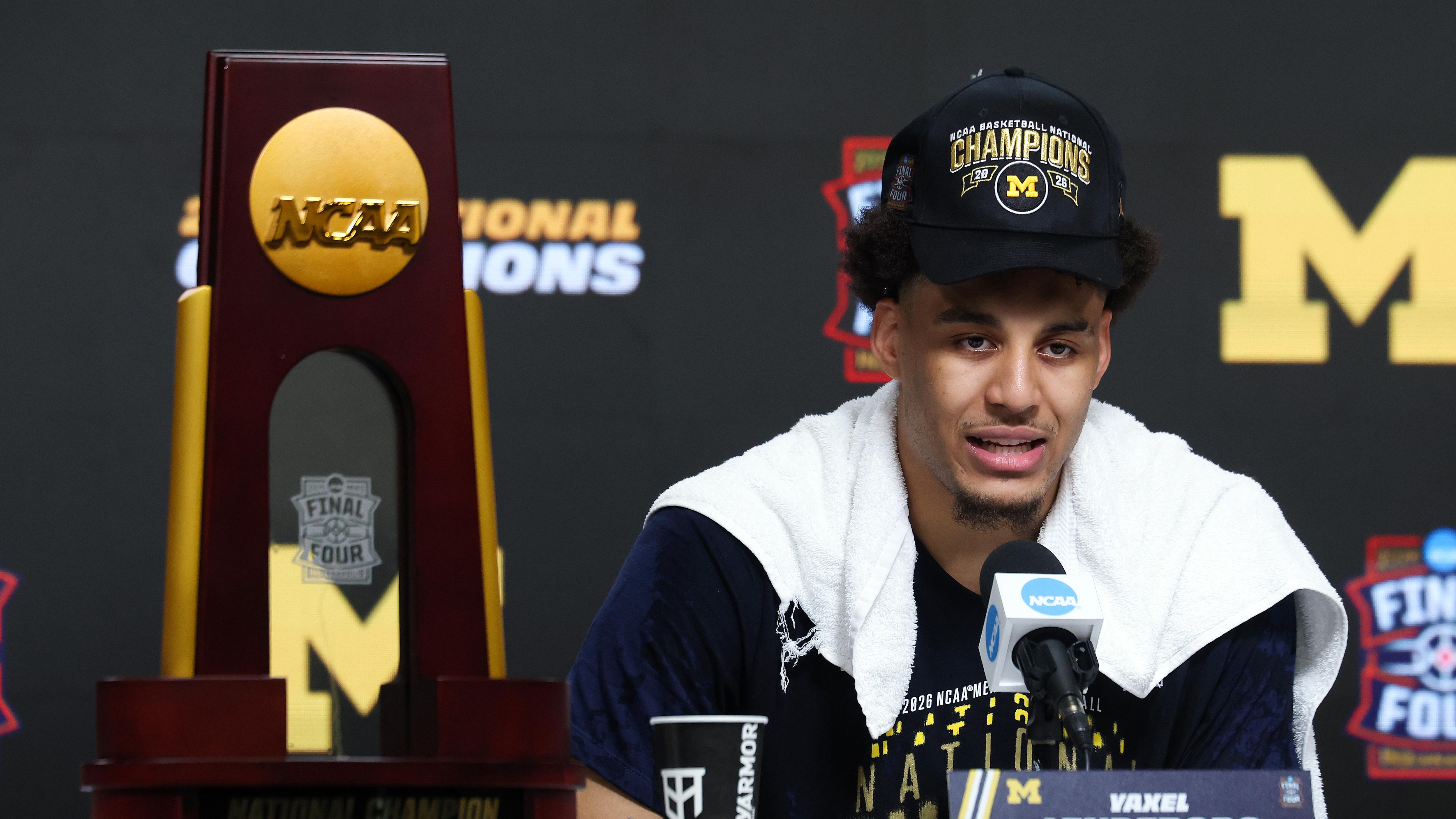 UConn v Michigan
