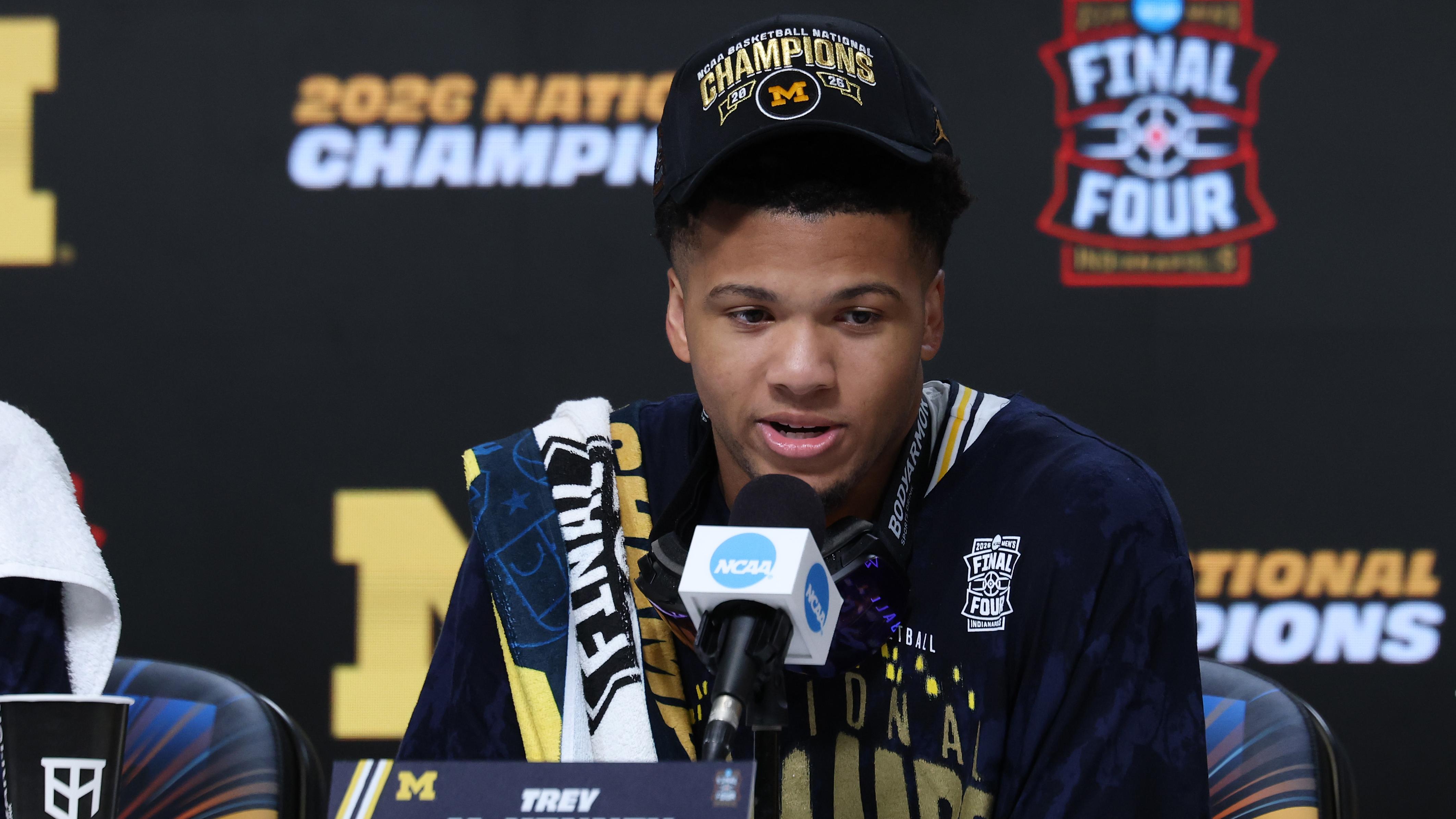 UConn v Michigan