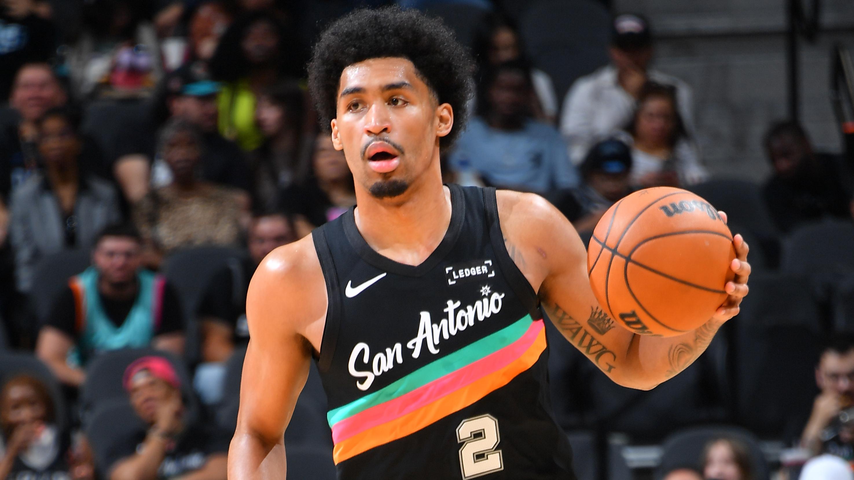 Dallas Mavericks v San Antonio Spurs