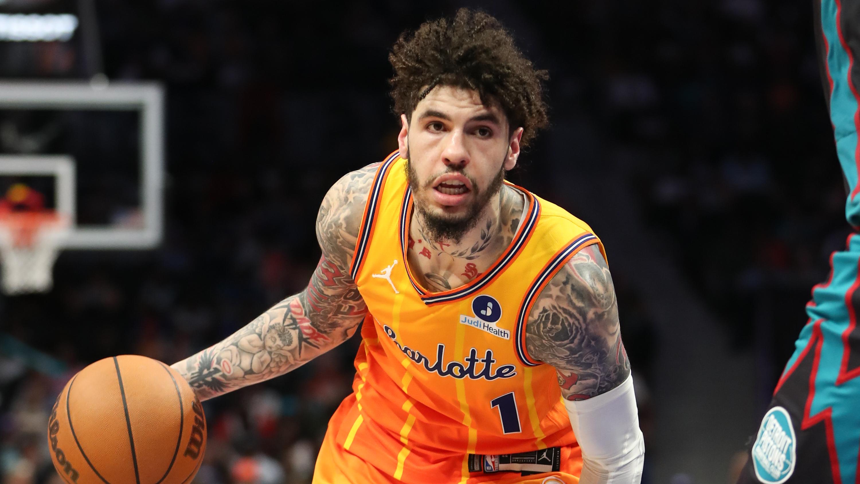 Detroit Pistons v Charlotte Hornets