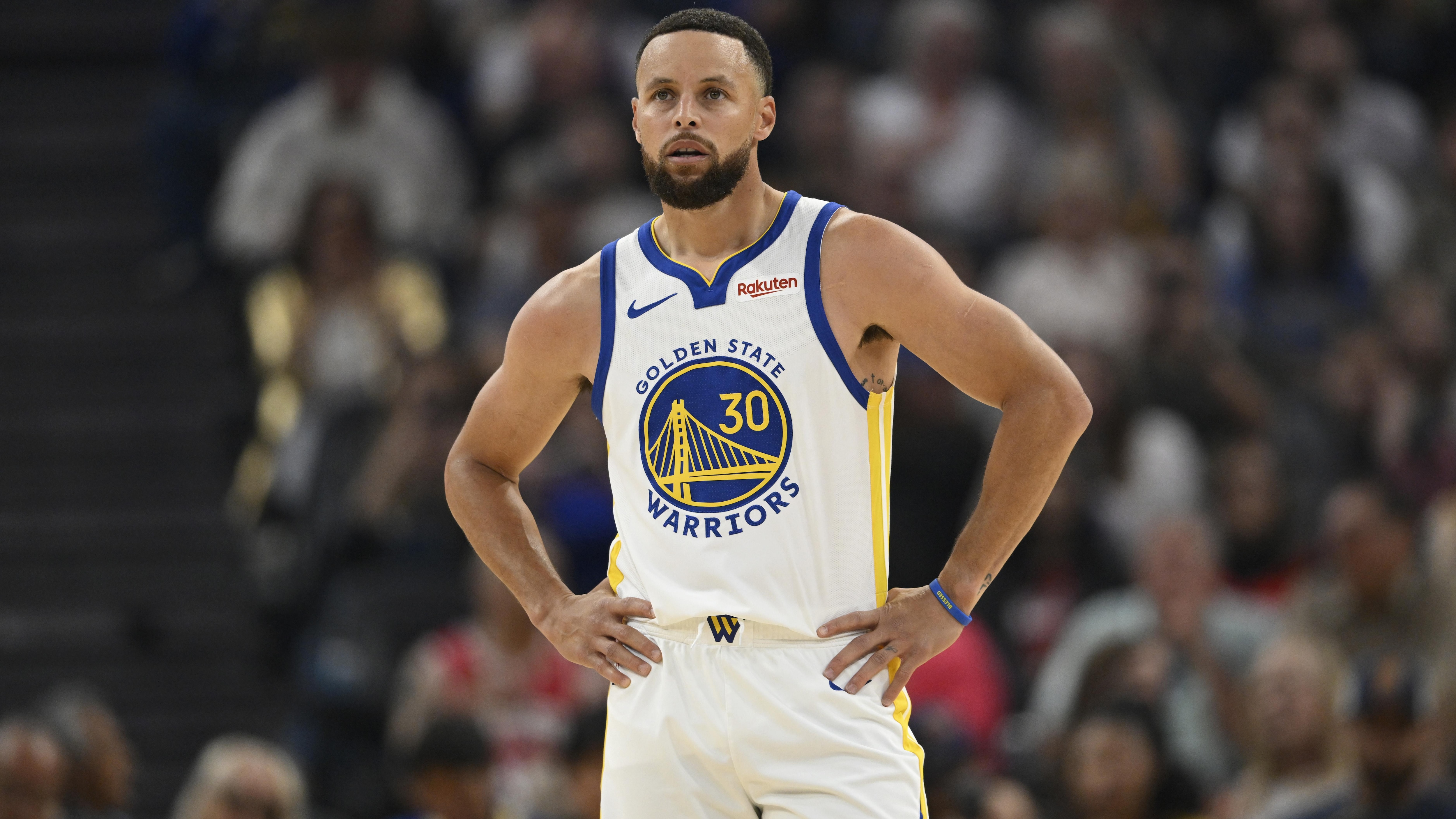 Houston Rockets v Golden State Warriors