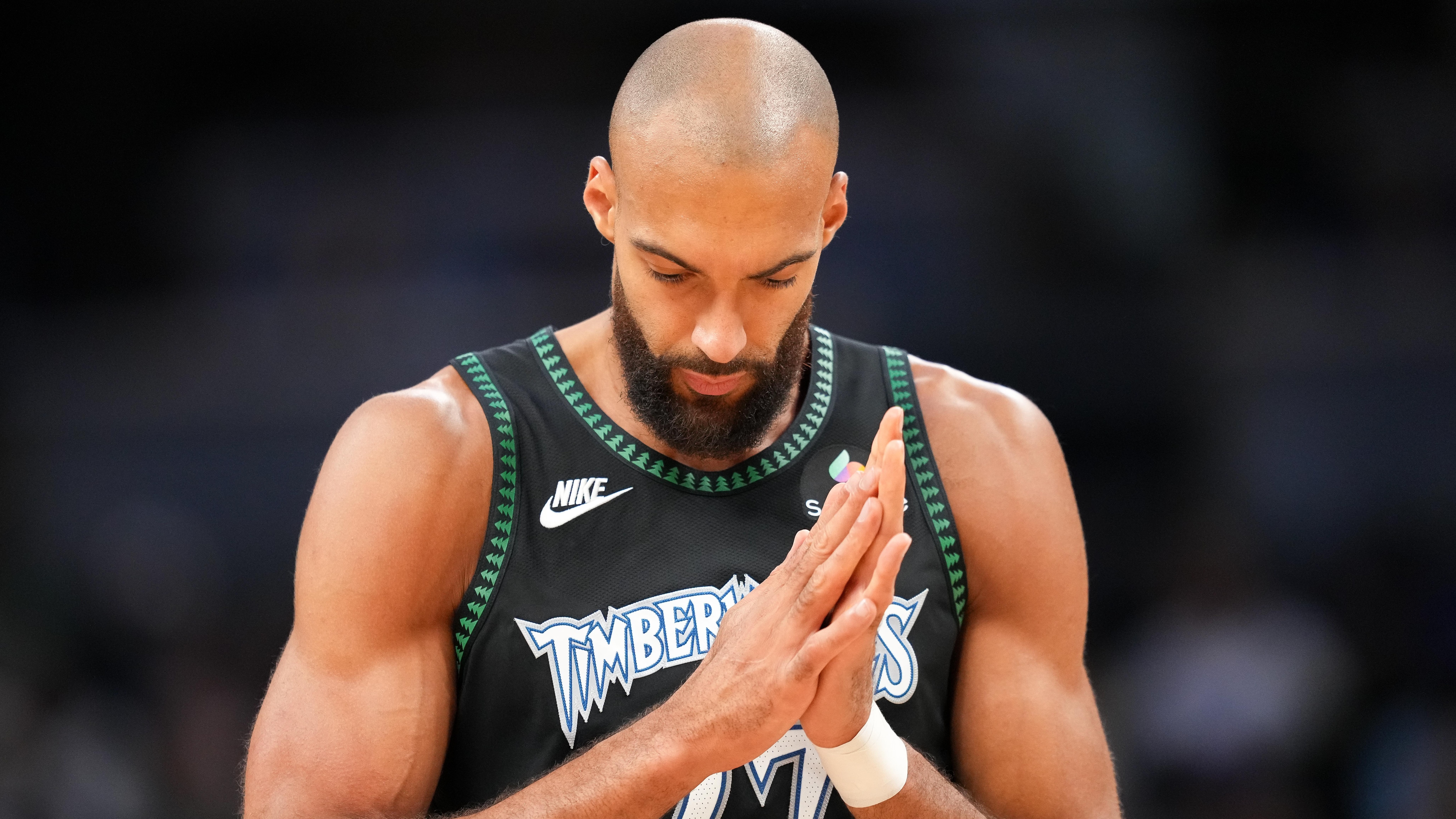 Minnesota Timberwolves v Indiana Pacers