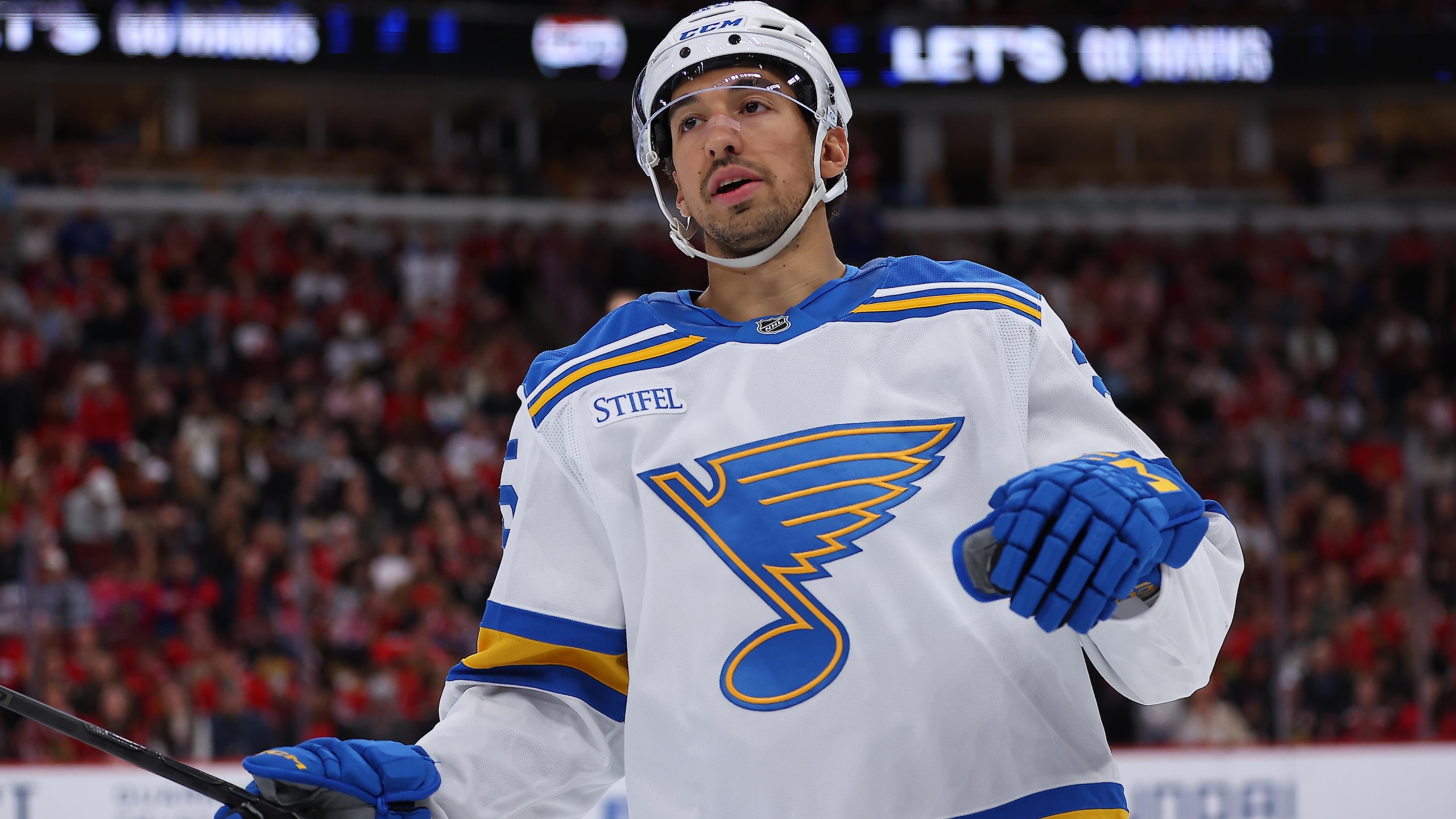 NHL: APR 11 Blues at Blackhawks