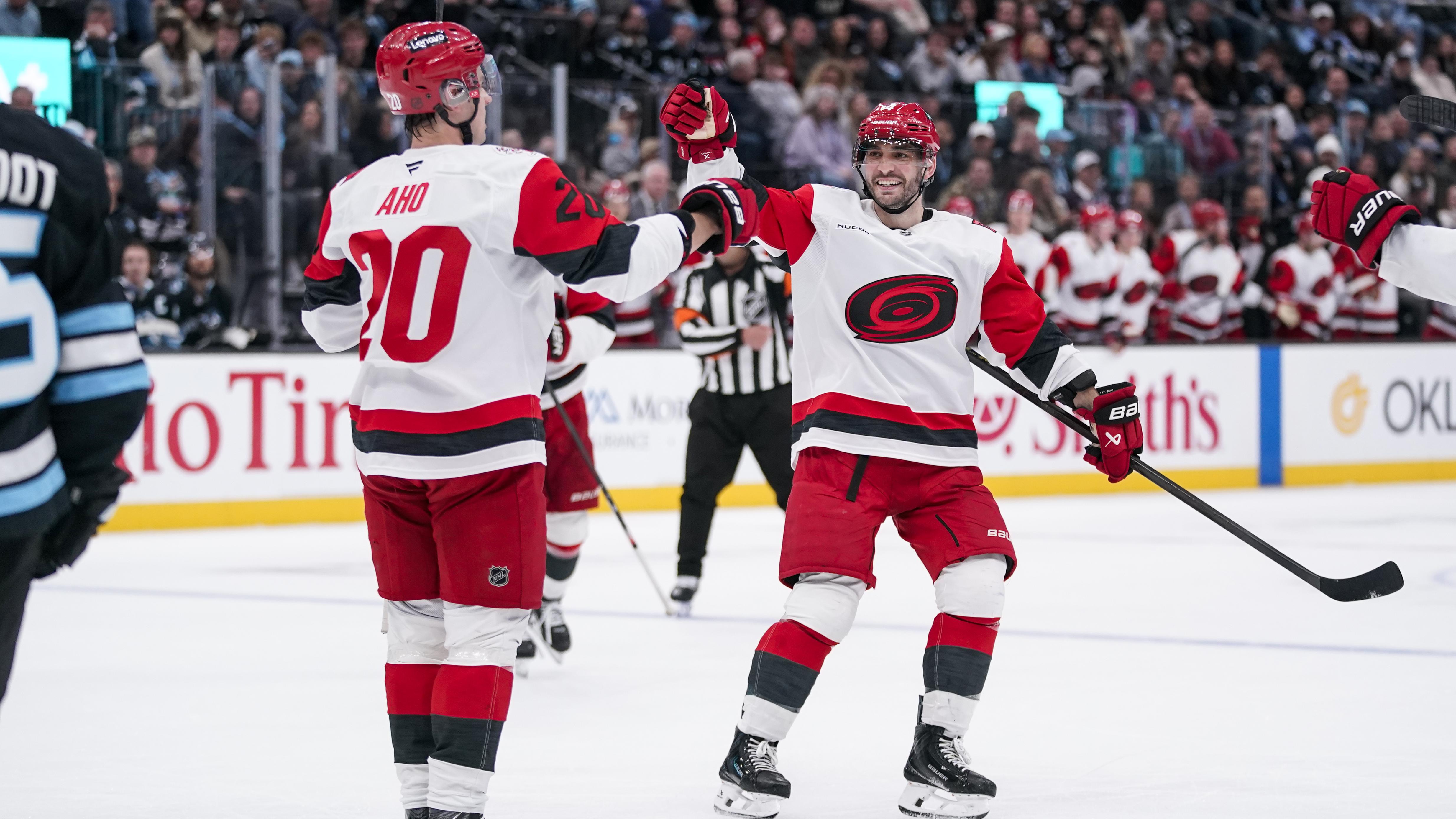 NHL: APR 11 Hurricanes at Mammoth