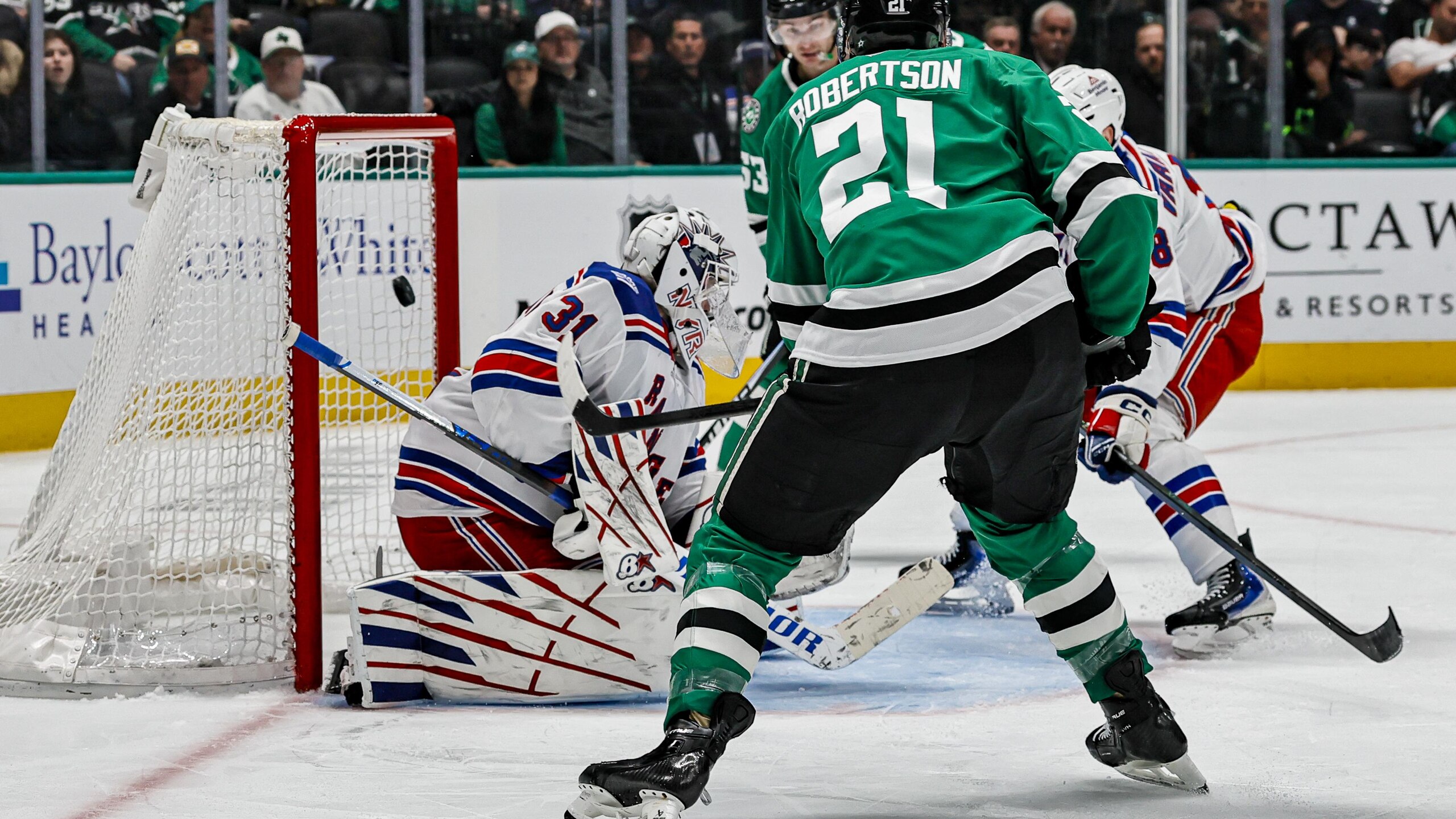 NHL: APR 11 Rangers at Stars NHL: APR 11 Rangers at Stars