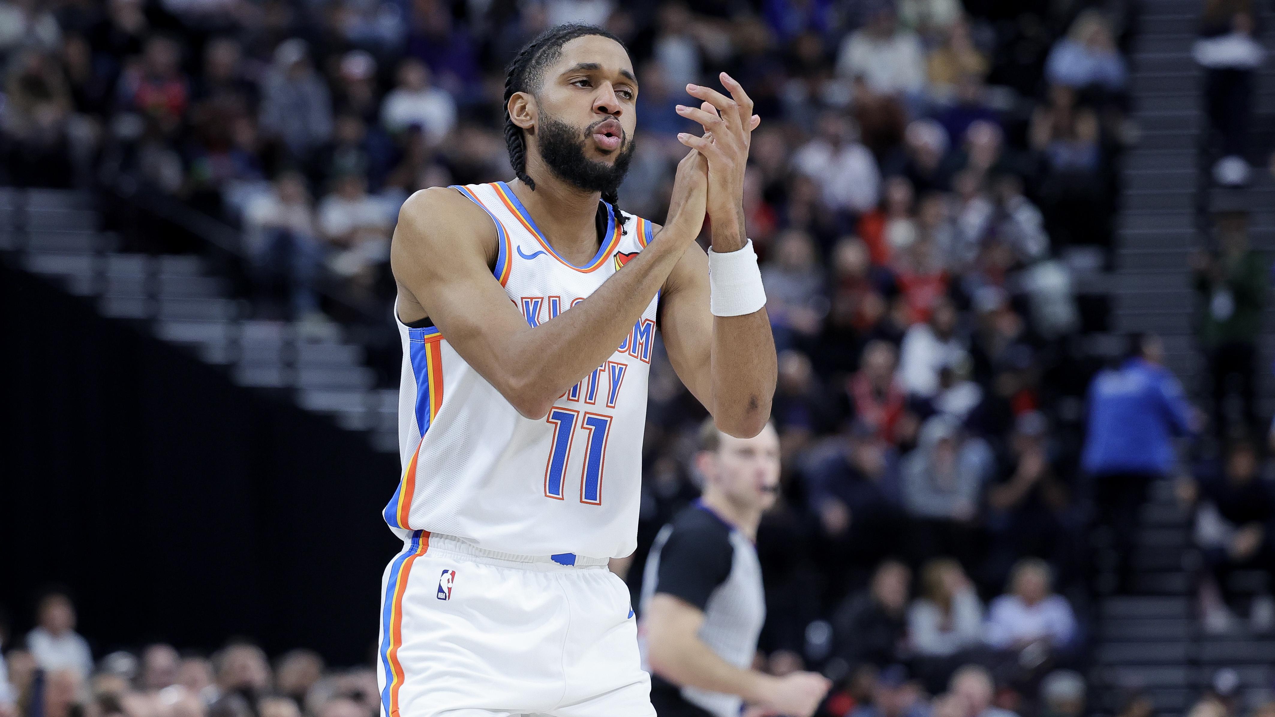 Oklahoma City Thunder v Los Angeles Clippers