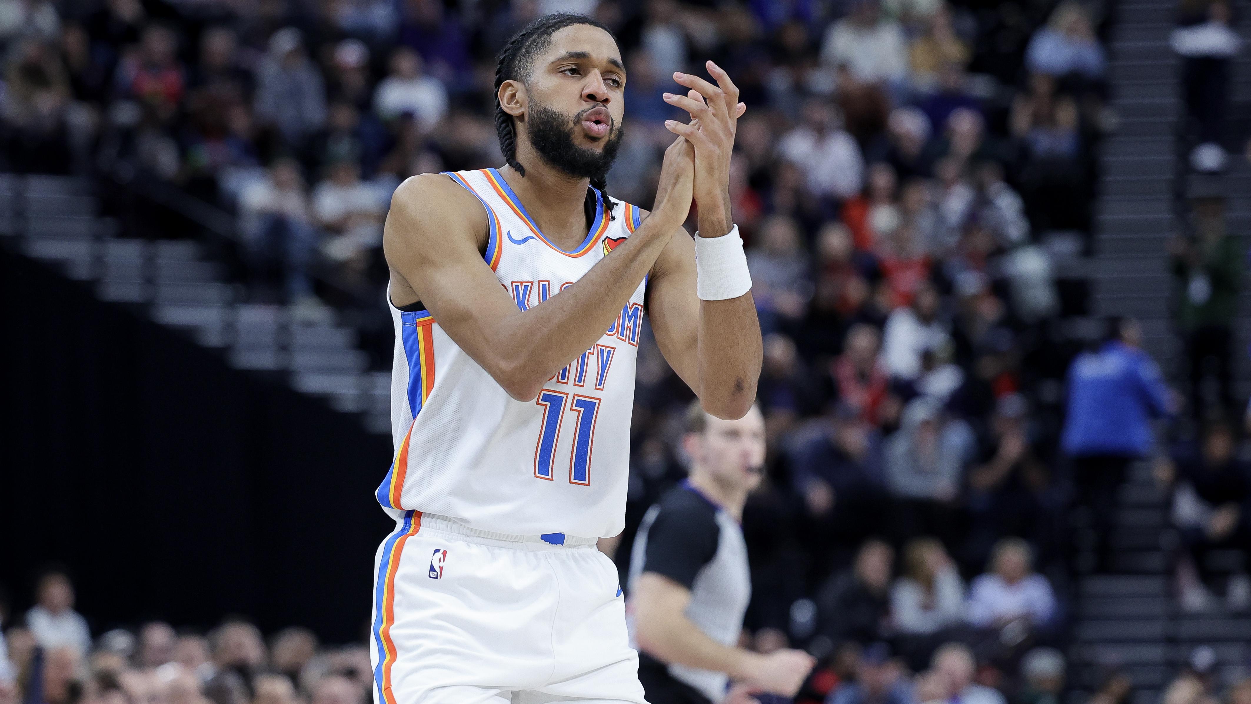 Oklahoma City Thunder v Los Angeles Clippers