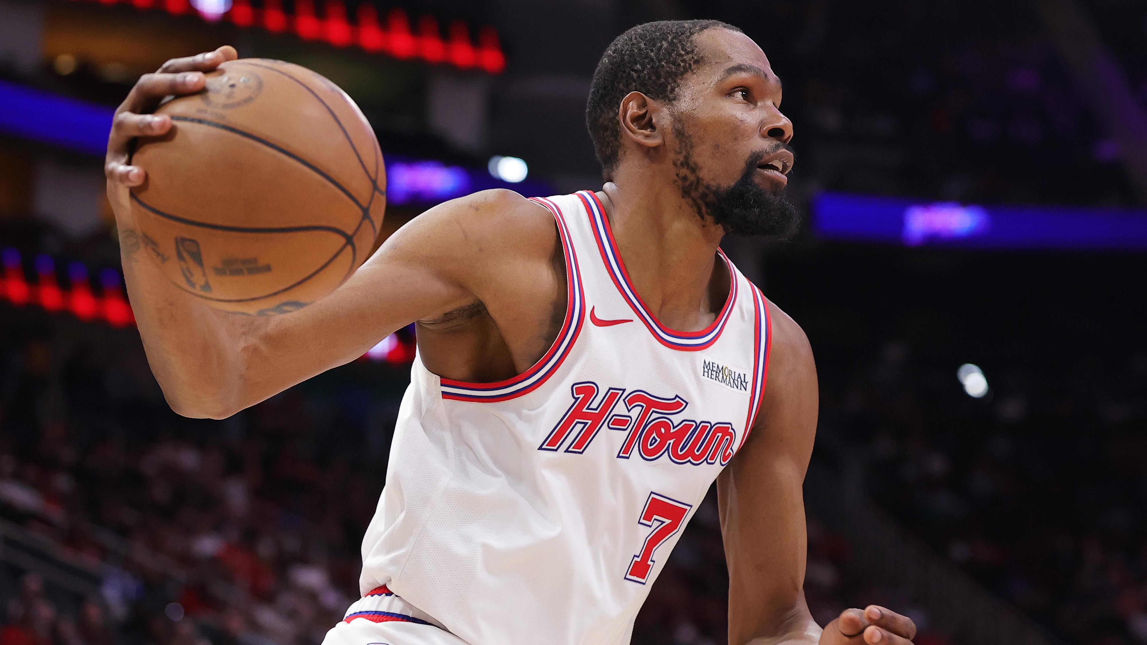 Philadelphia 76ers v Houston Rockets