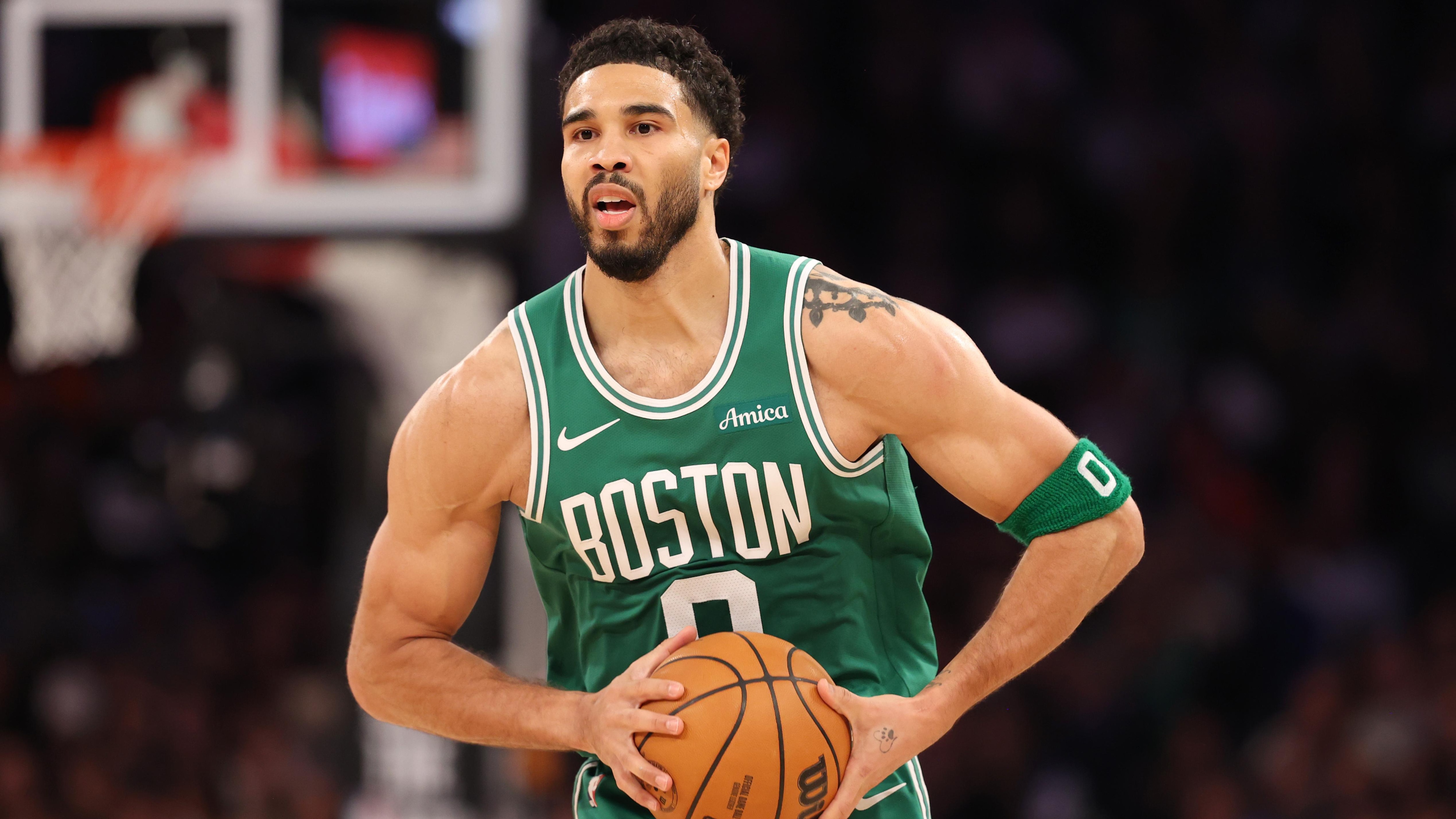 Boston Celtics v New York Knicks