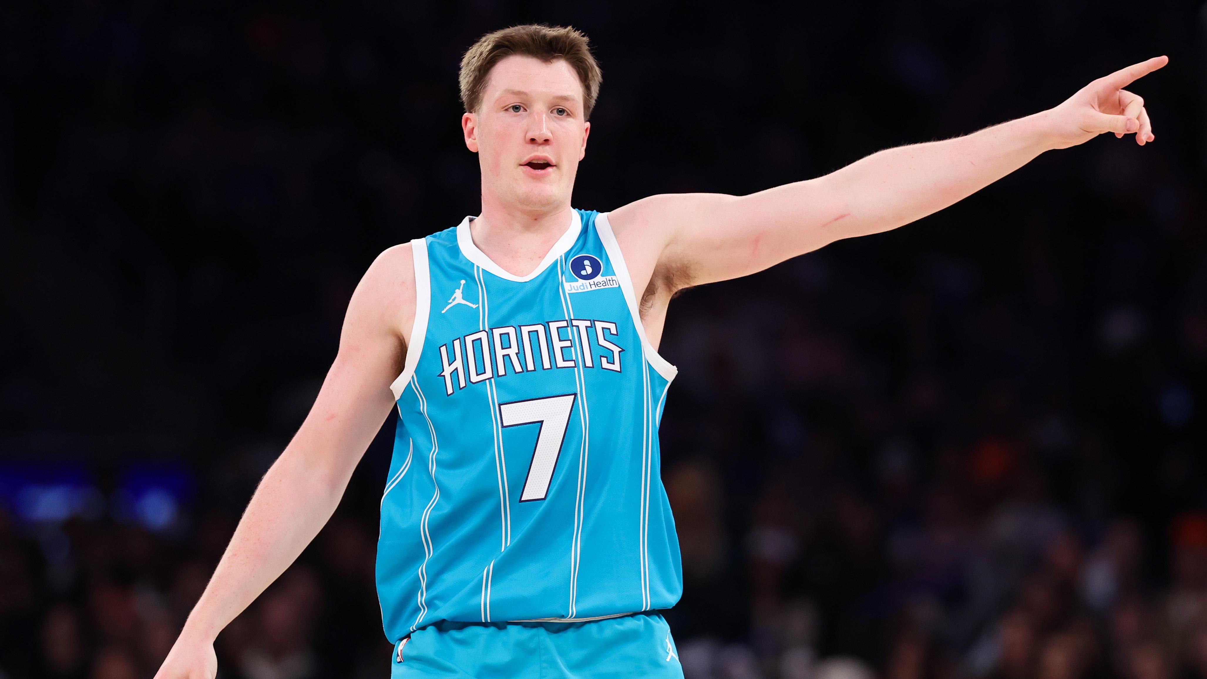 Charlotte Hornets v New York Knicks