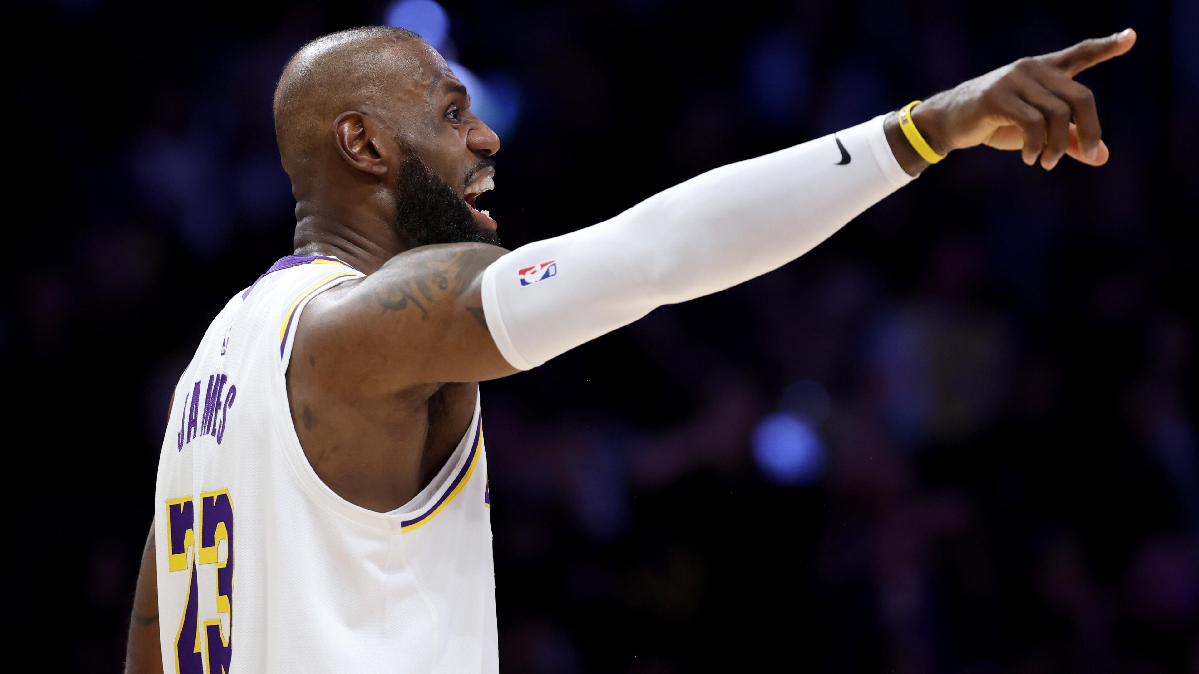 Utah Jazz v Los Angeles Lakers