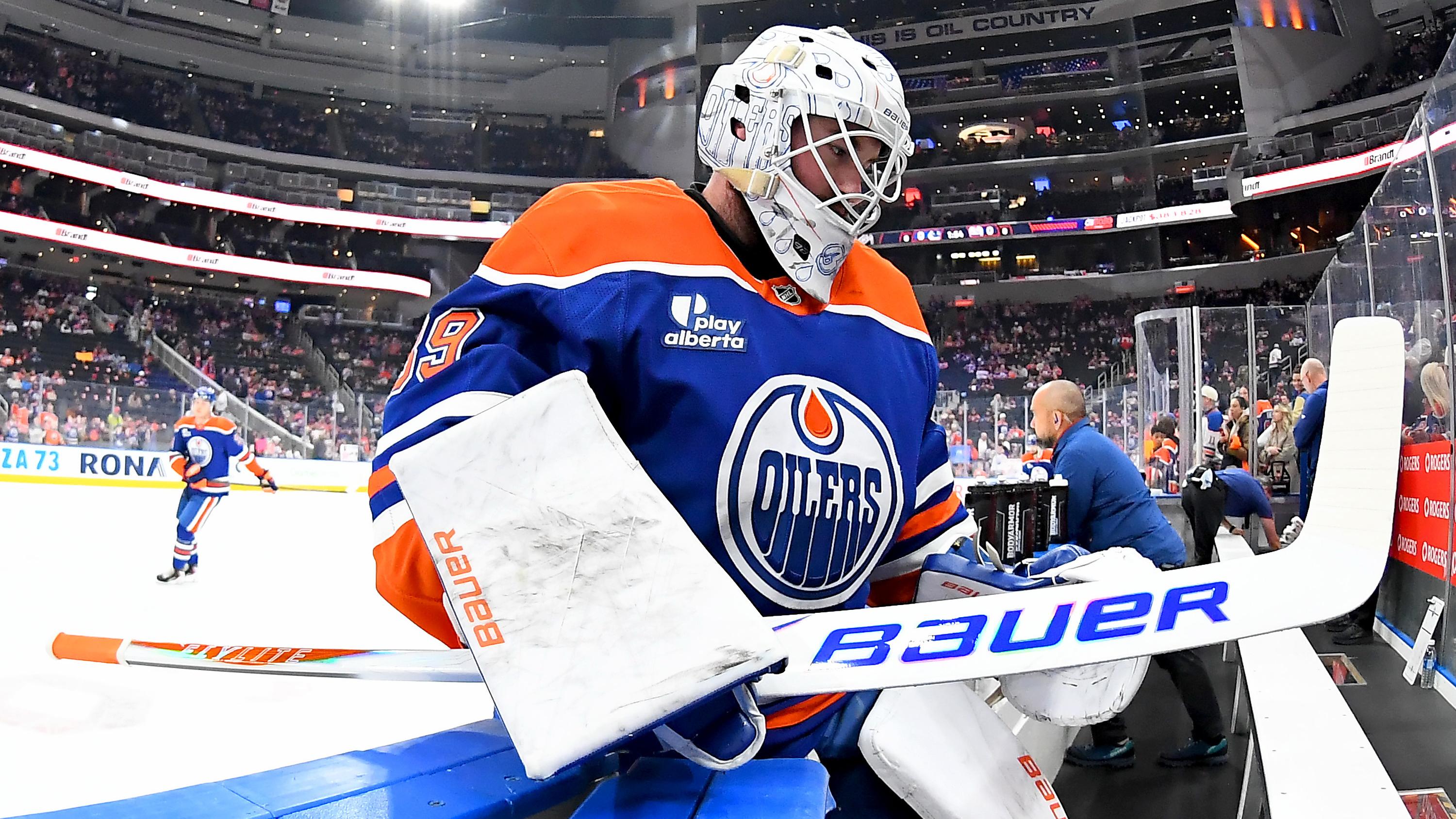 Vancouver Canucks v Edmonton Oilers