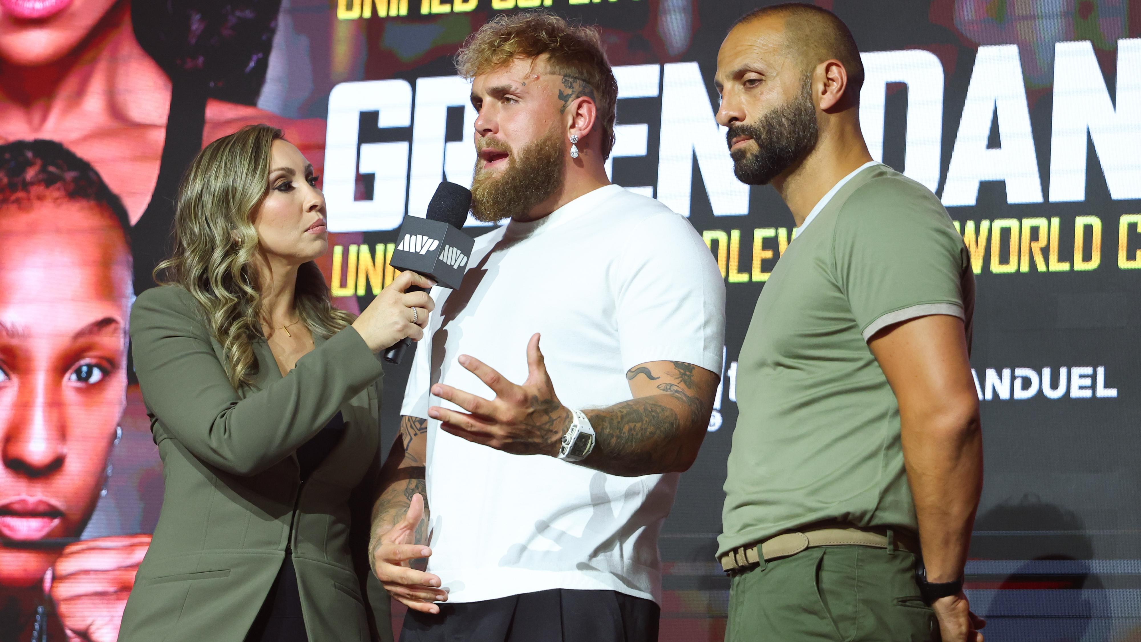 Alycia Baumgardner v Bo Mi Re Shin