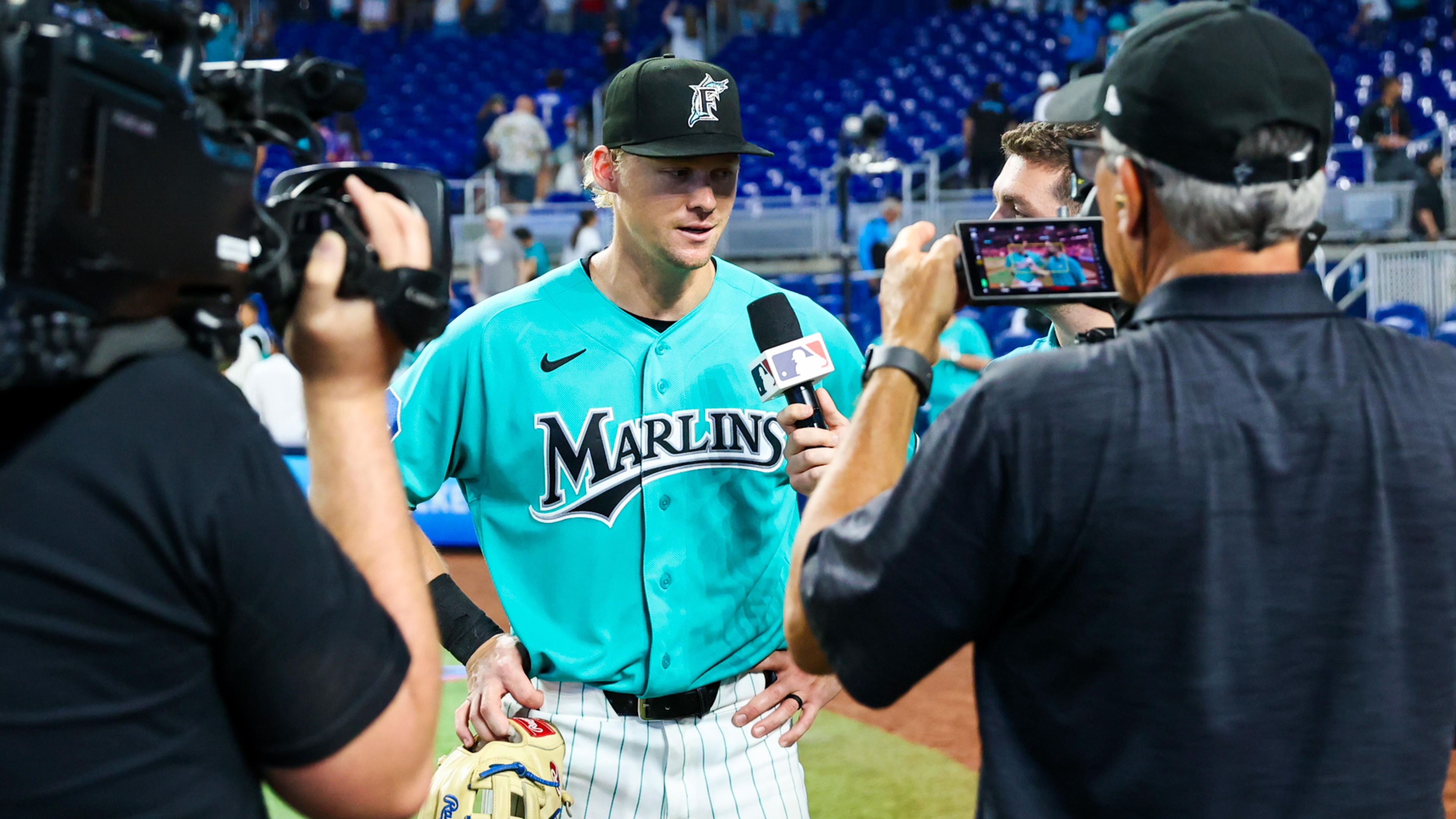 MLB: APR 19 Brewers at Marlins MLB: APR 19 Brewers at Marlins