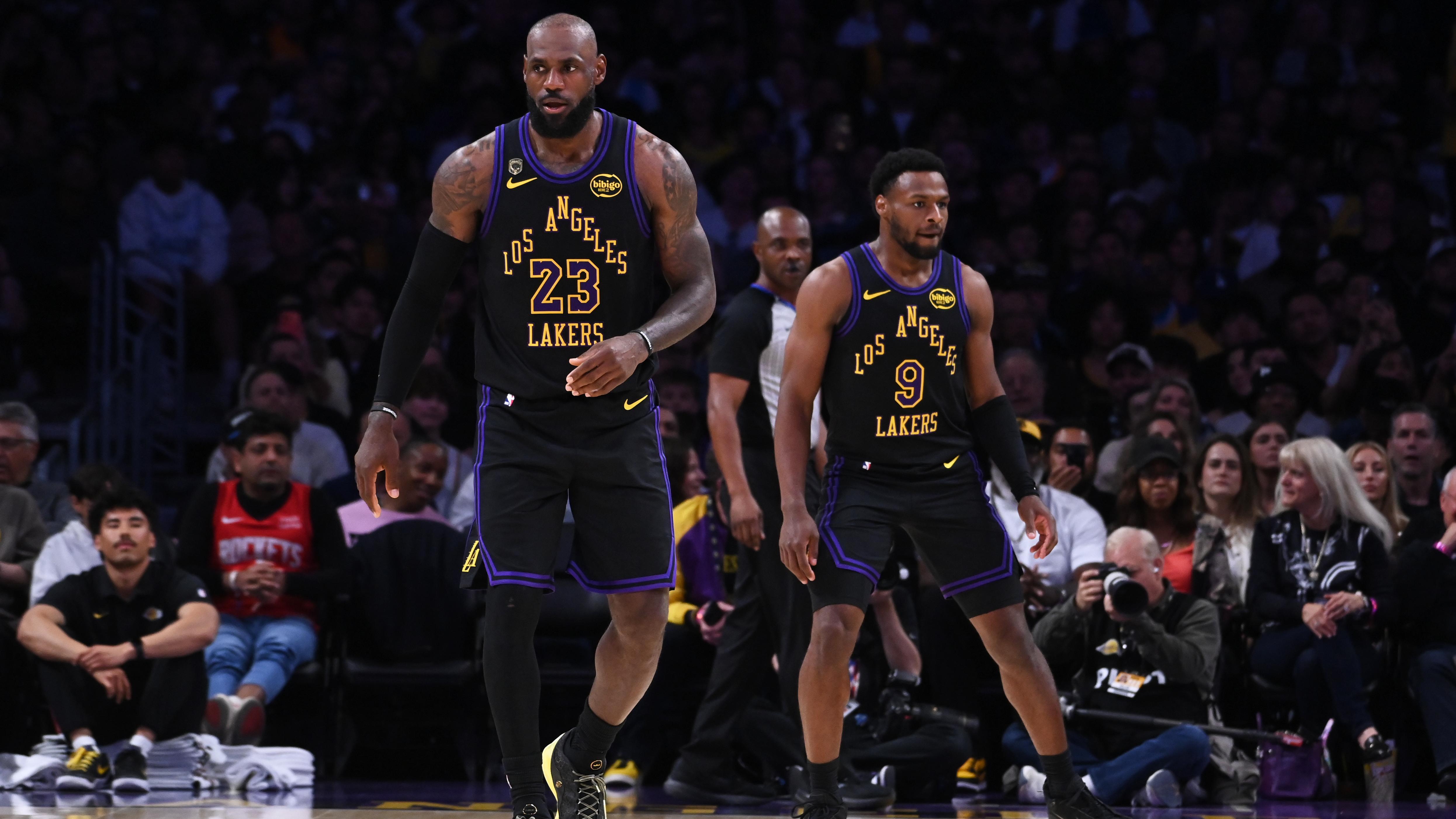 Houston Rockets v Los Angeles Lakers - Game Two