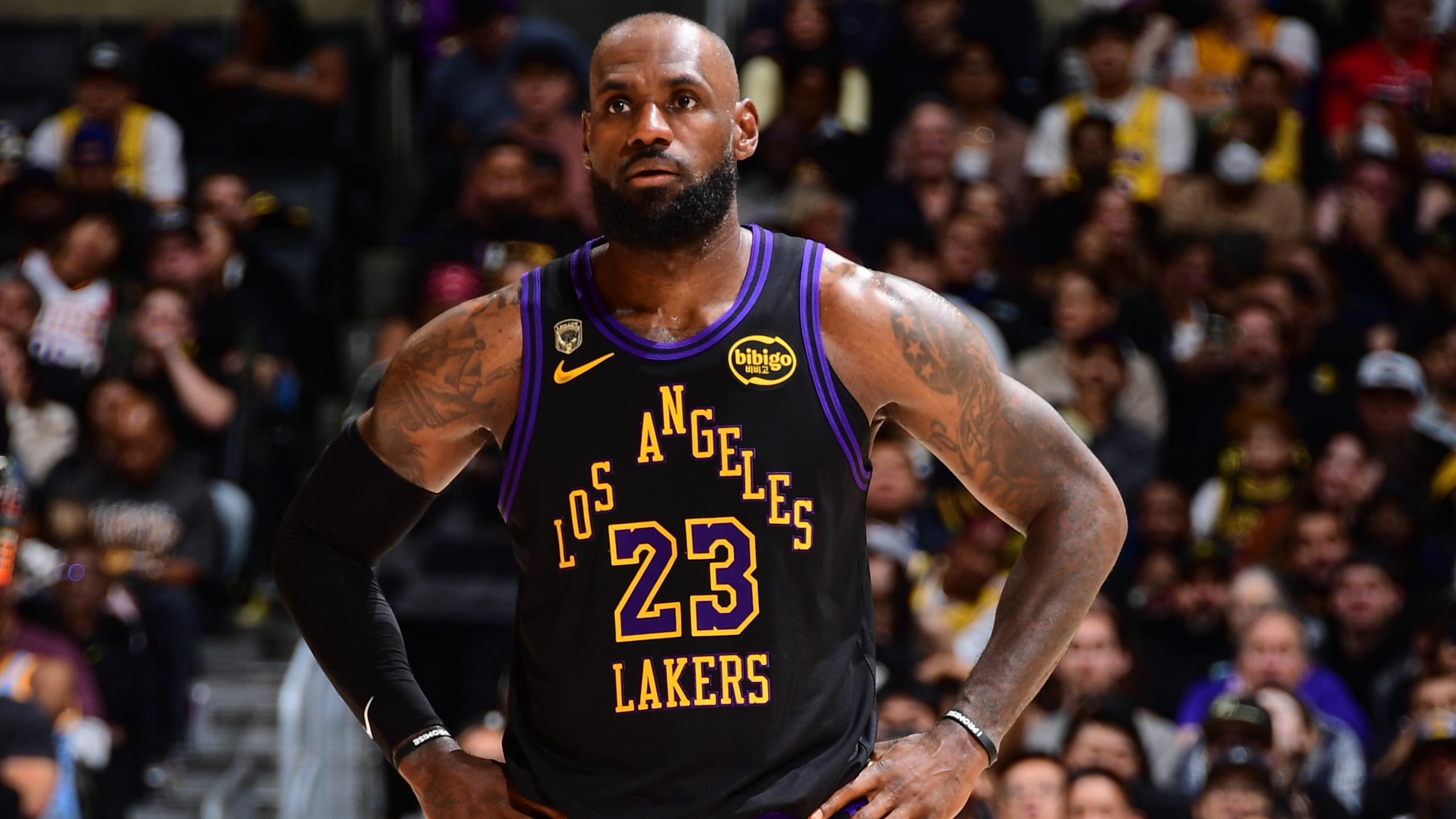 Houston Rockets v Los Angeles Lakers - Game Two Houston Rockets v Los Angeles Lakers - Game Two