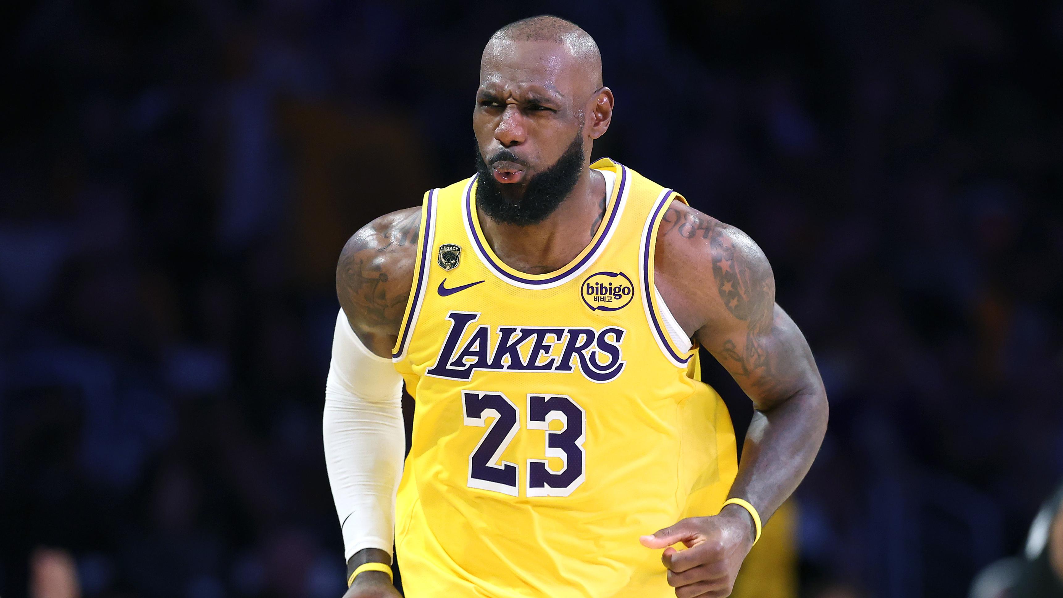 LeBron Calls Himself 'Triple Threat'