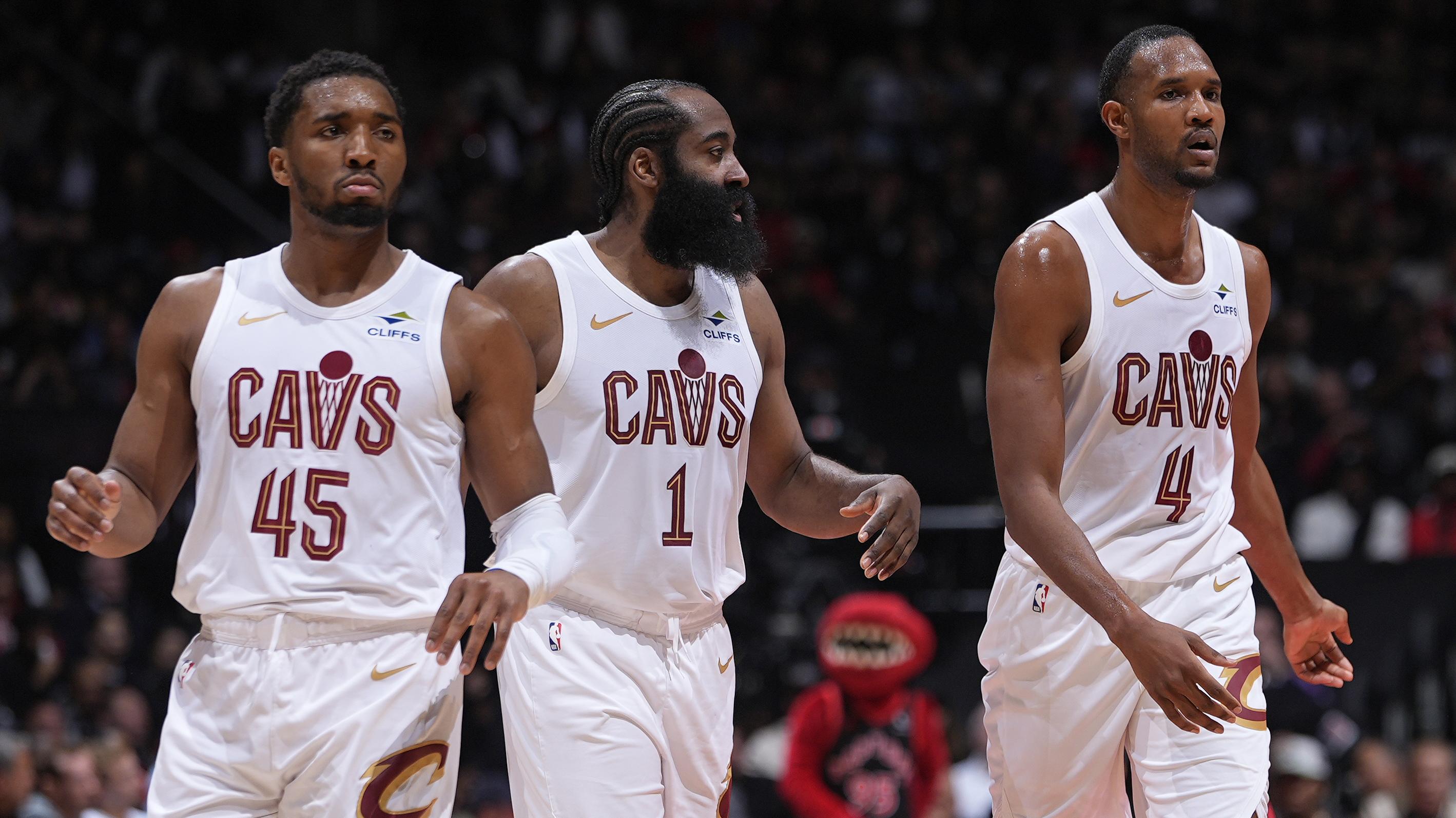 Cleveland Cavaliers v Toronto Raptors - Game Three Cleveland Cavaliers v Toronto Raptors - Game Three