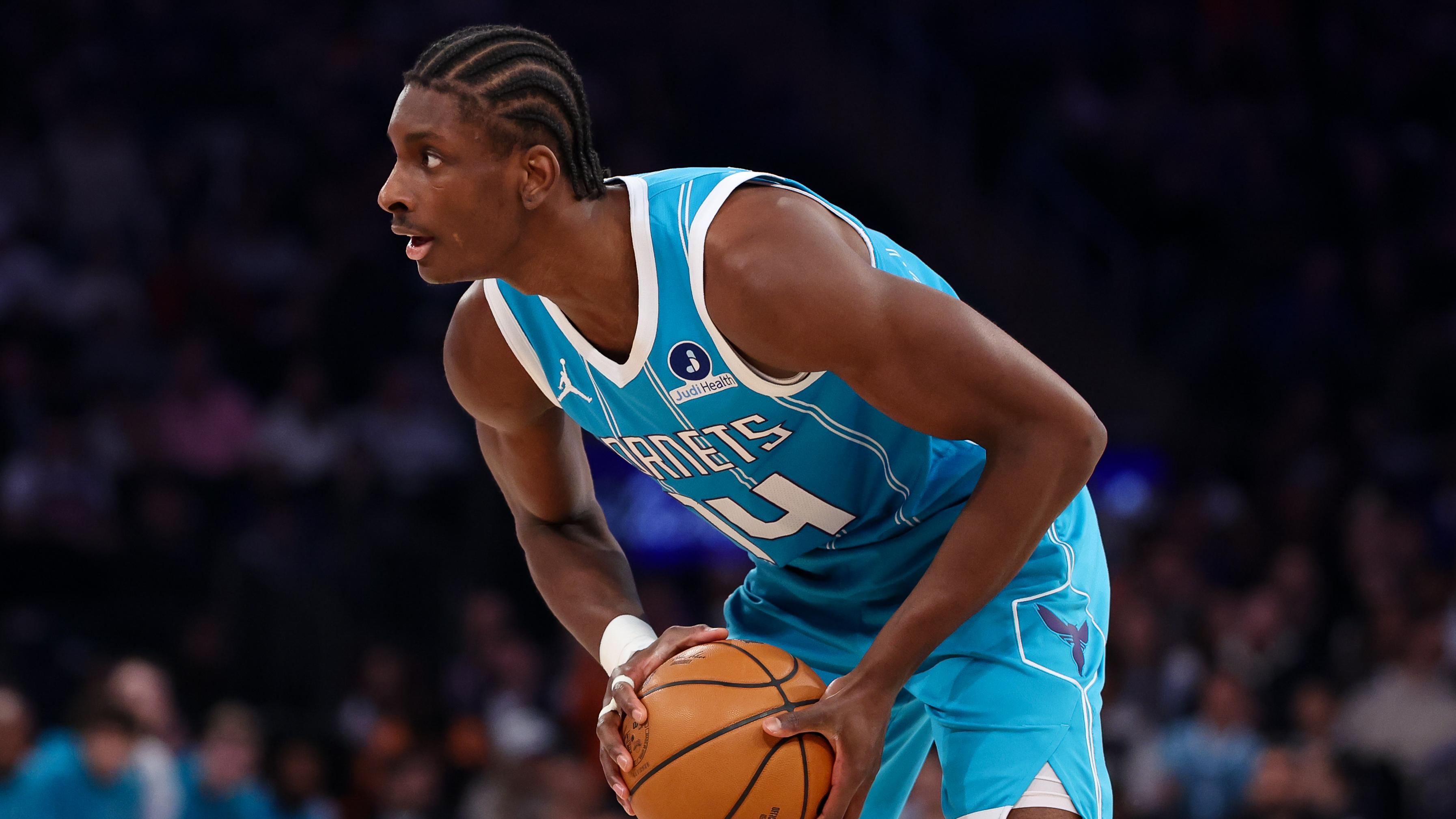 Charlotte Hornets v New York Knicks