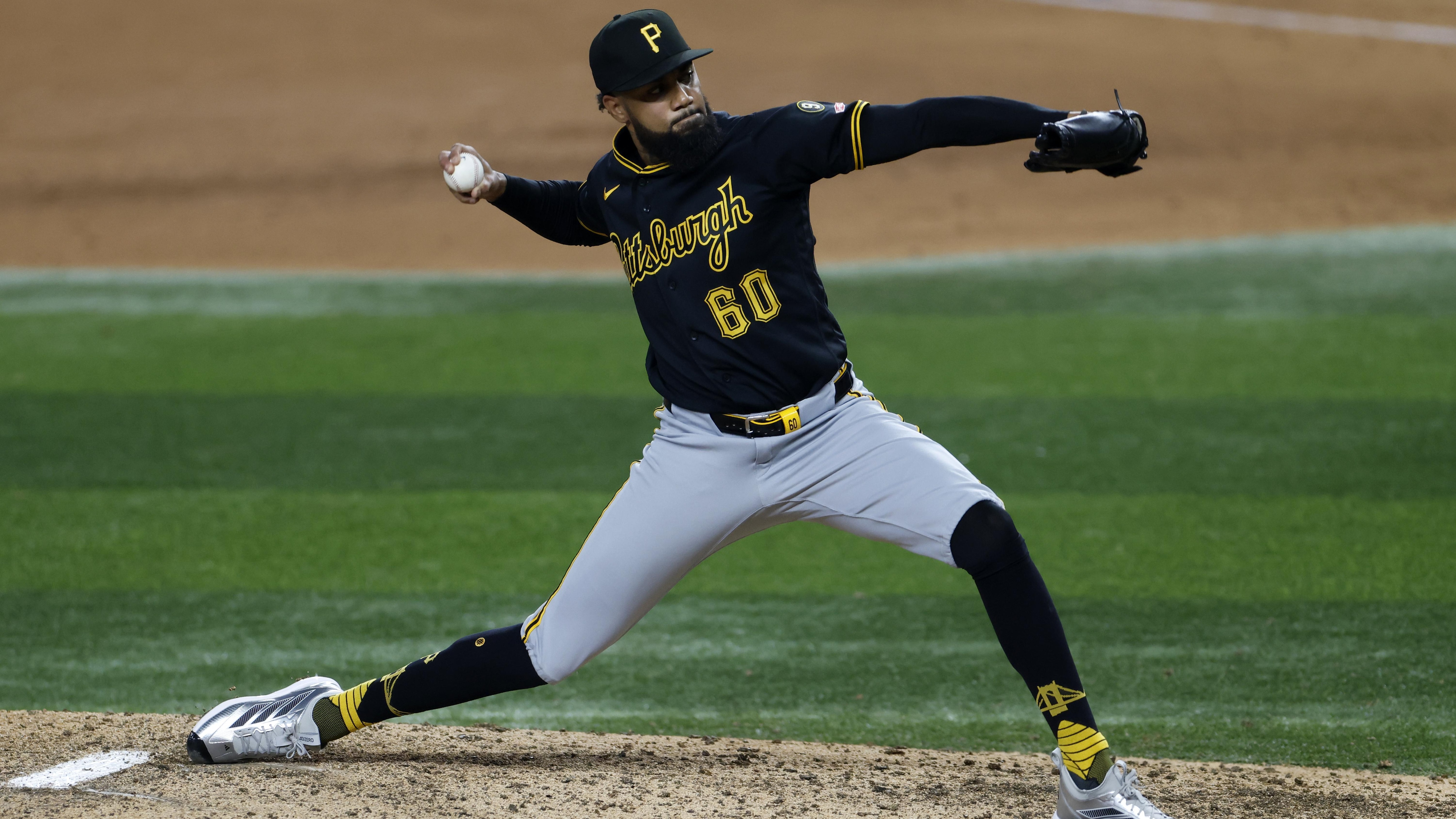 Pittsburgh Pirates v Texas Rangers