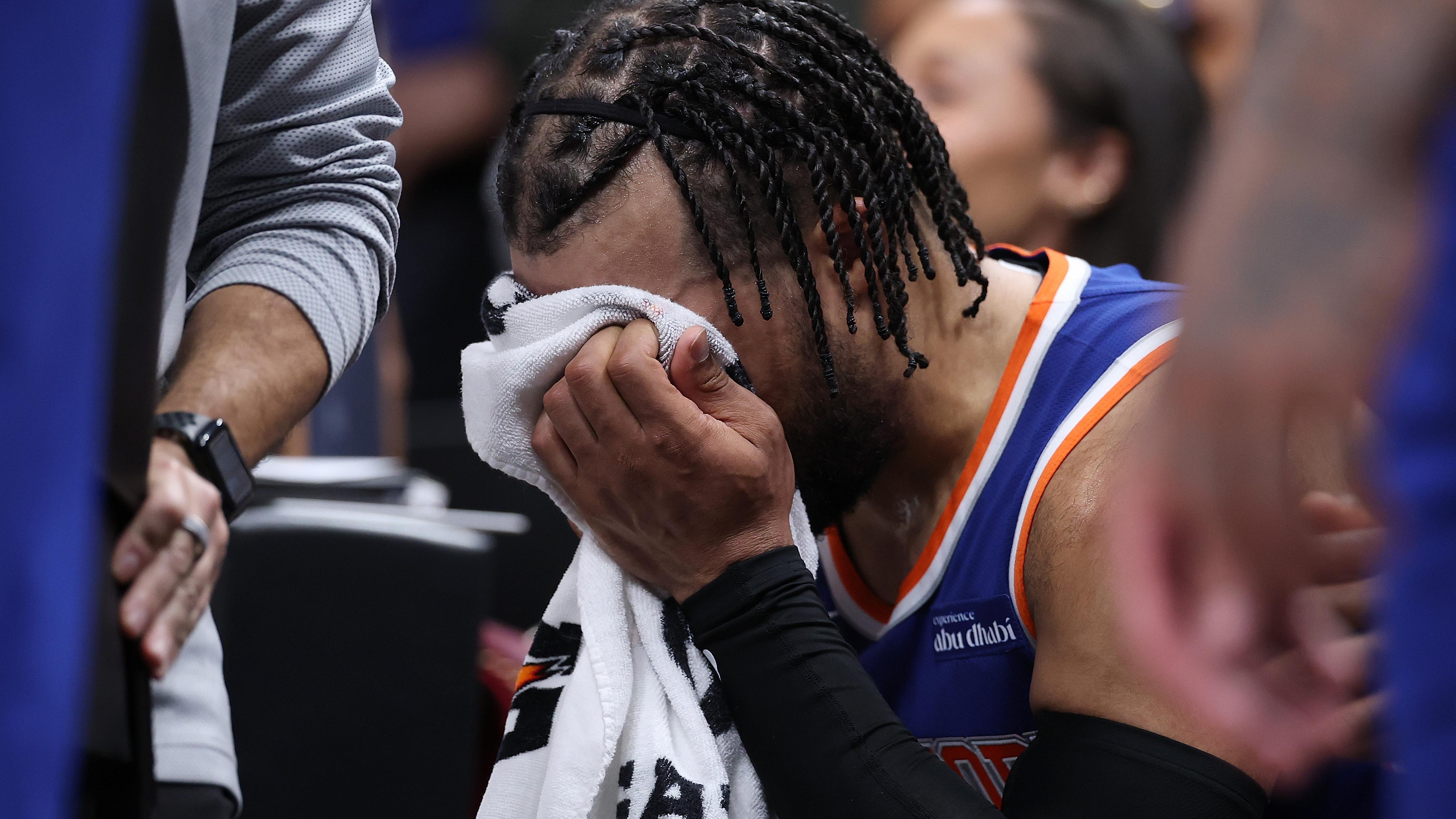 Knicks Go Down 2-1 to Hawks