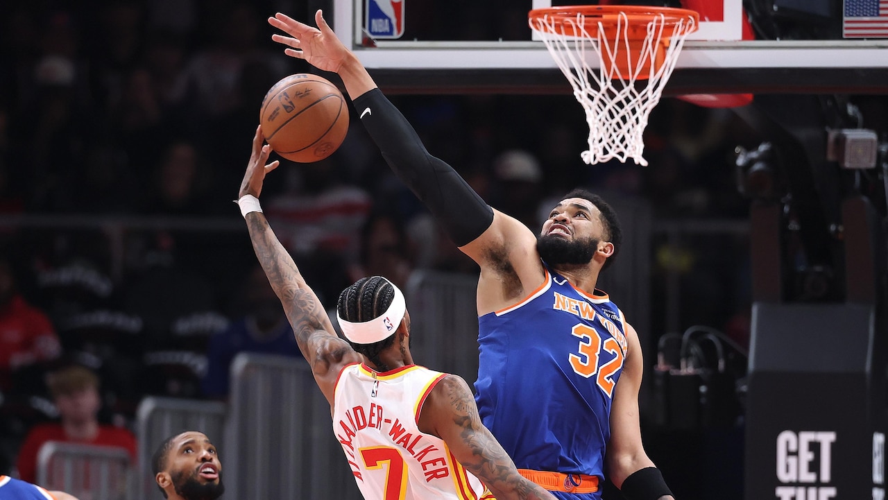 Knicks Stifle Hawks in Game 4 Rout, Evening Series at 2-2