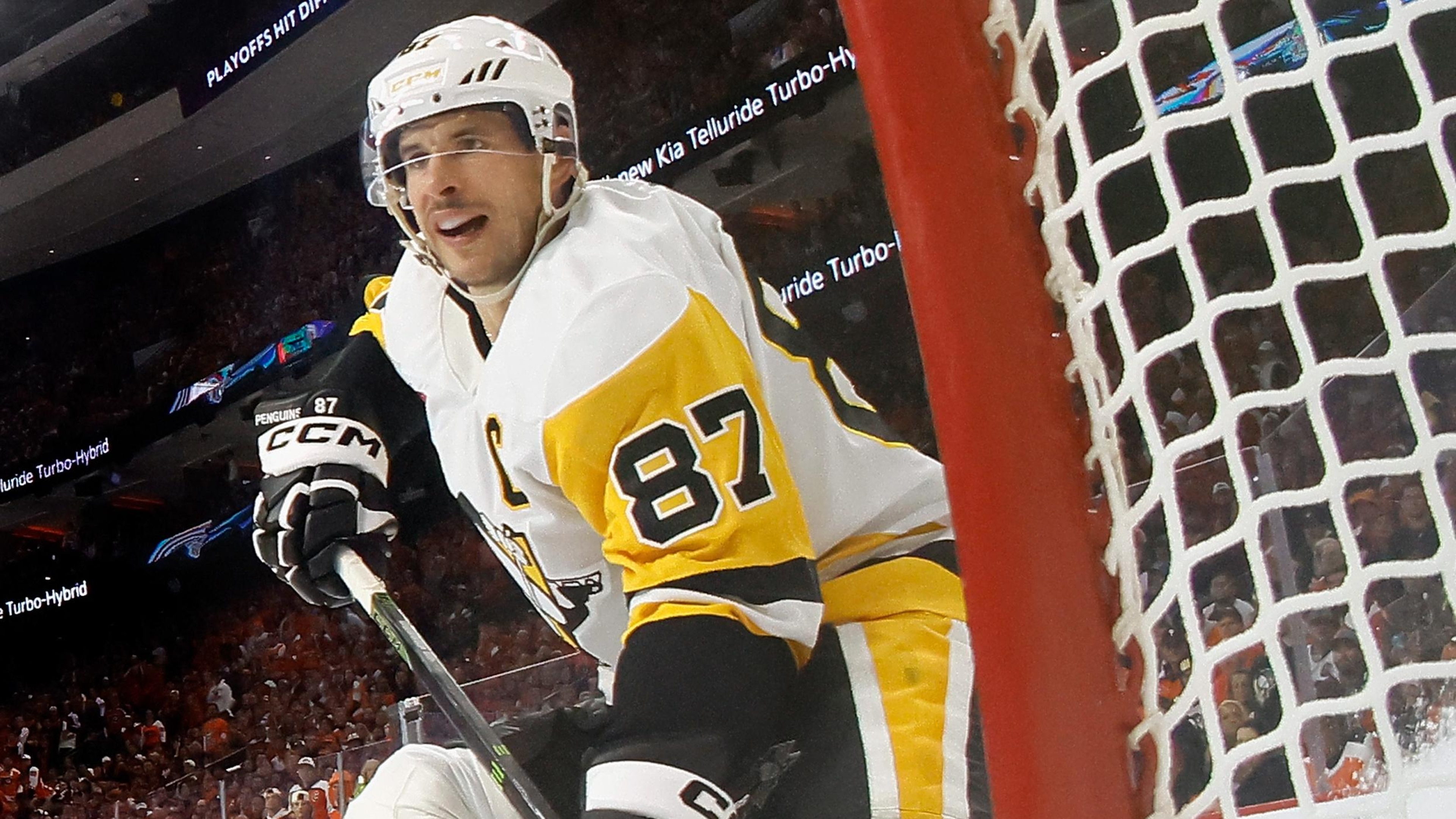 Pittsburgh Penguins v Philadelphia Flyers - Game Four Pittsburgh Penguins v Philadelphia Flyers - Game Four