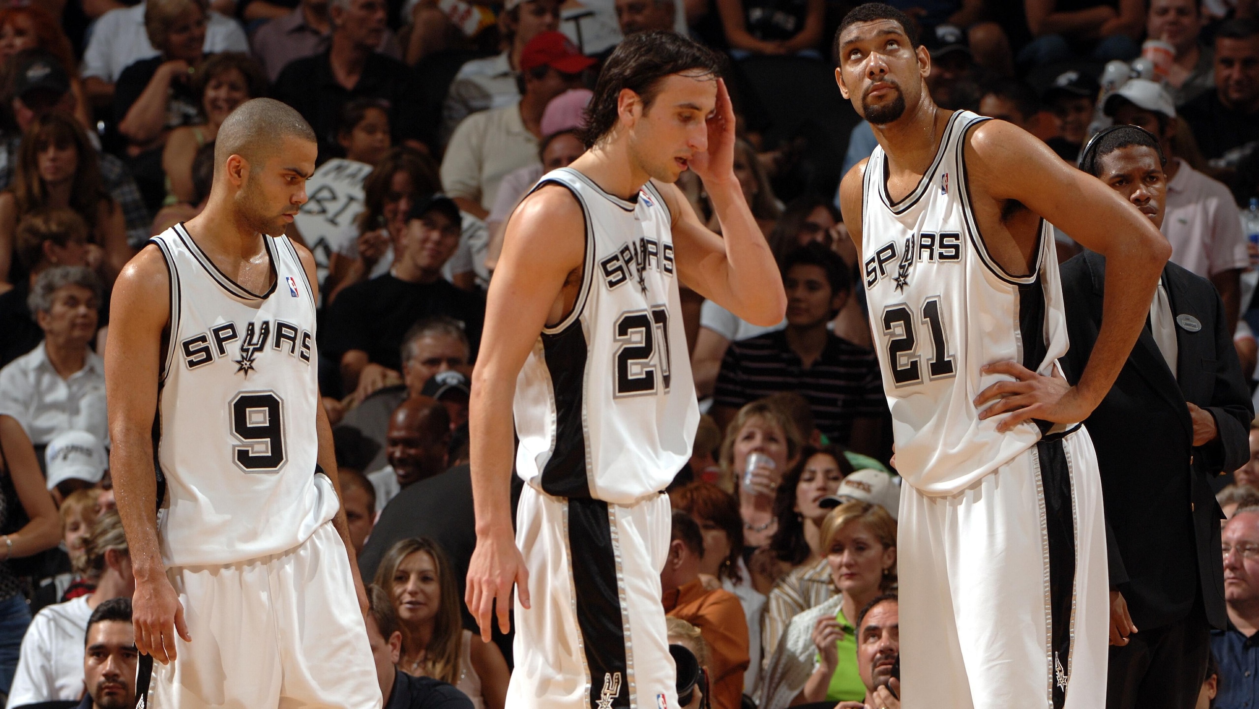 Phoenix Suns v San Antonio Spurs