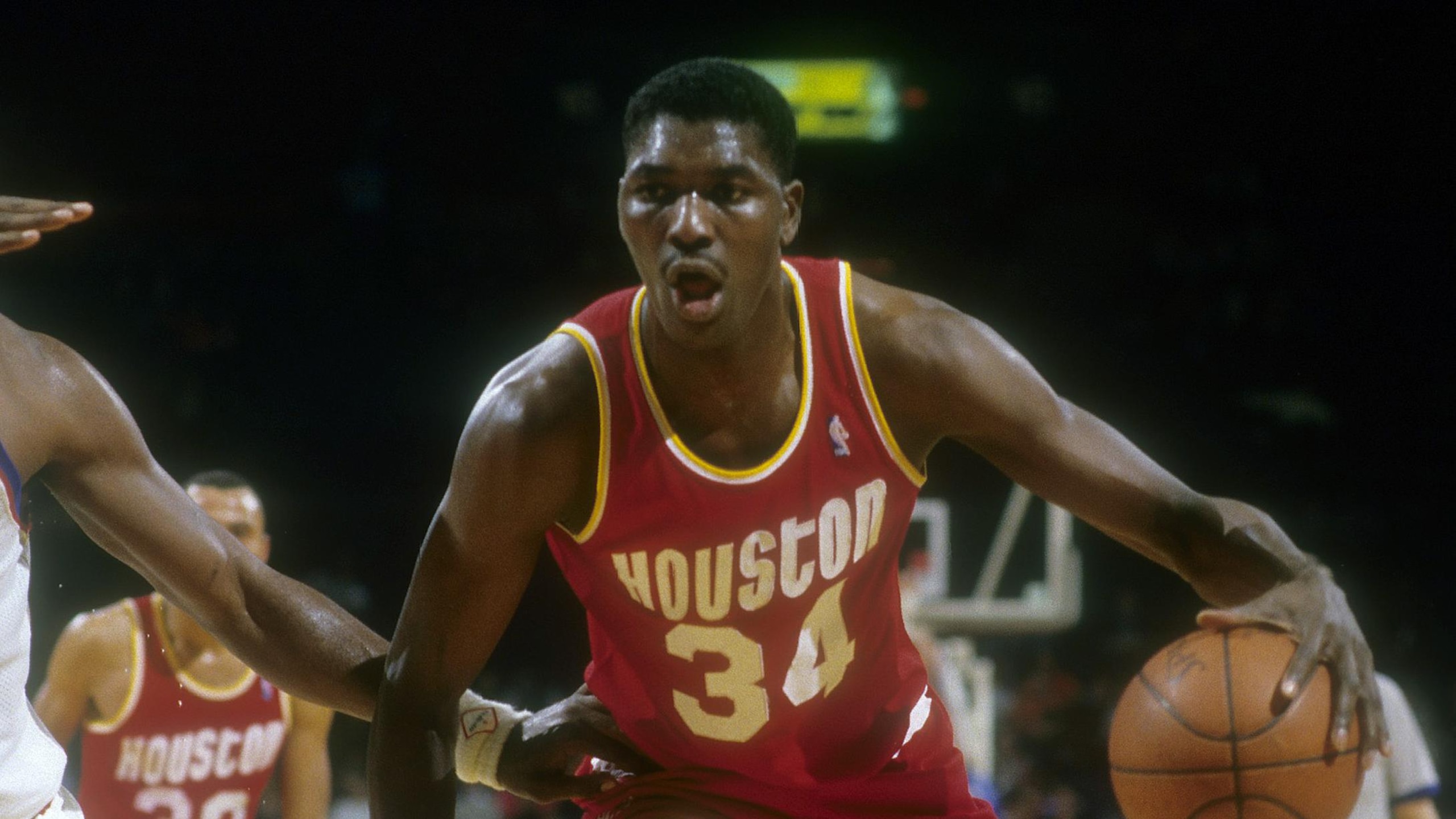 Houston Rockets v Washington Bullets Houston Rockets v Washington Bullets