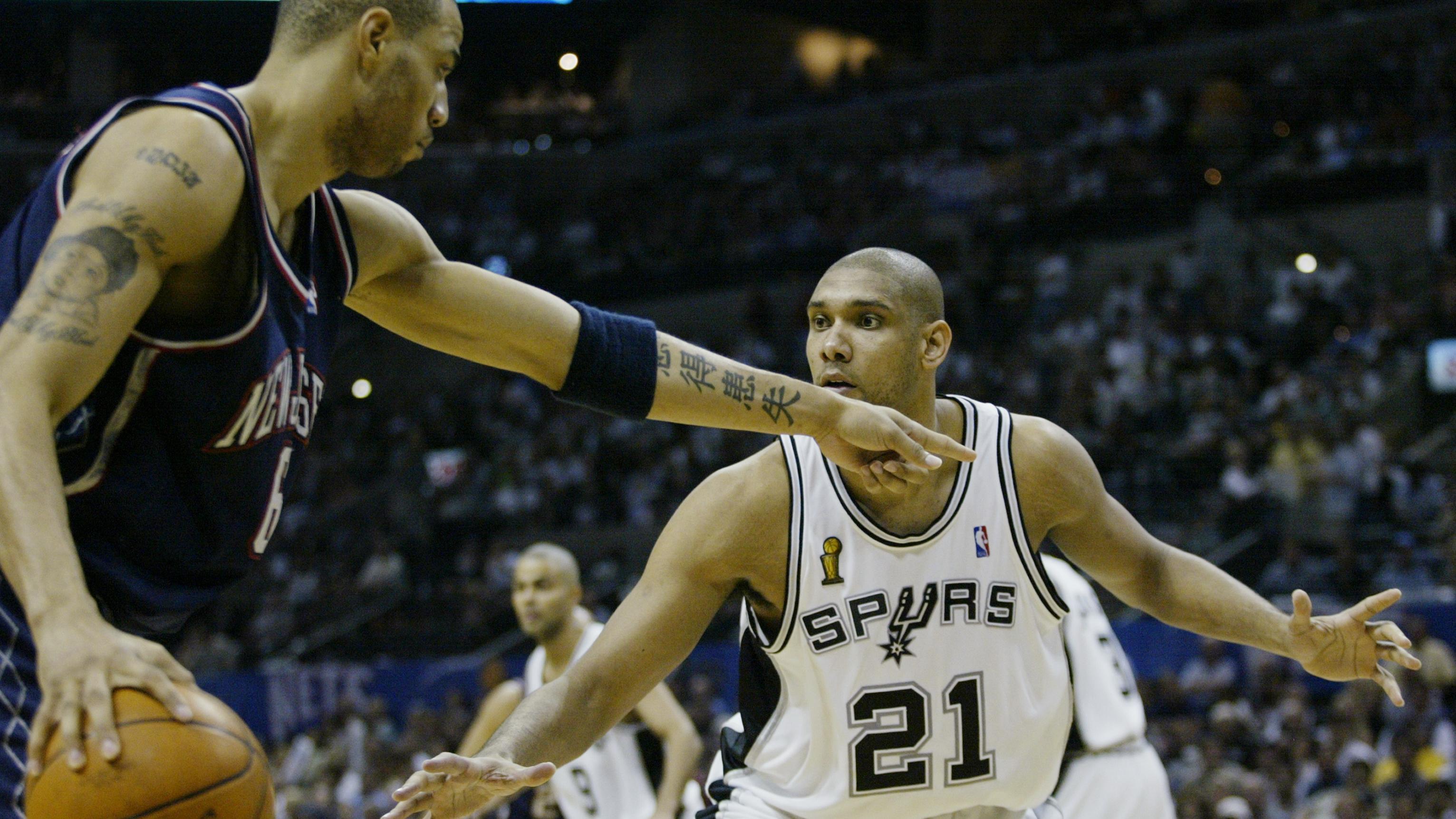 Martin defended by Duncan