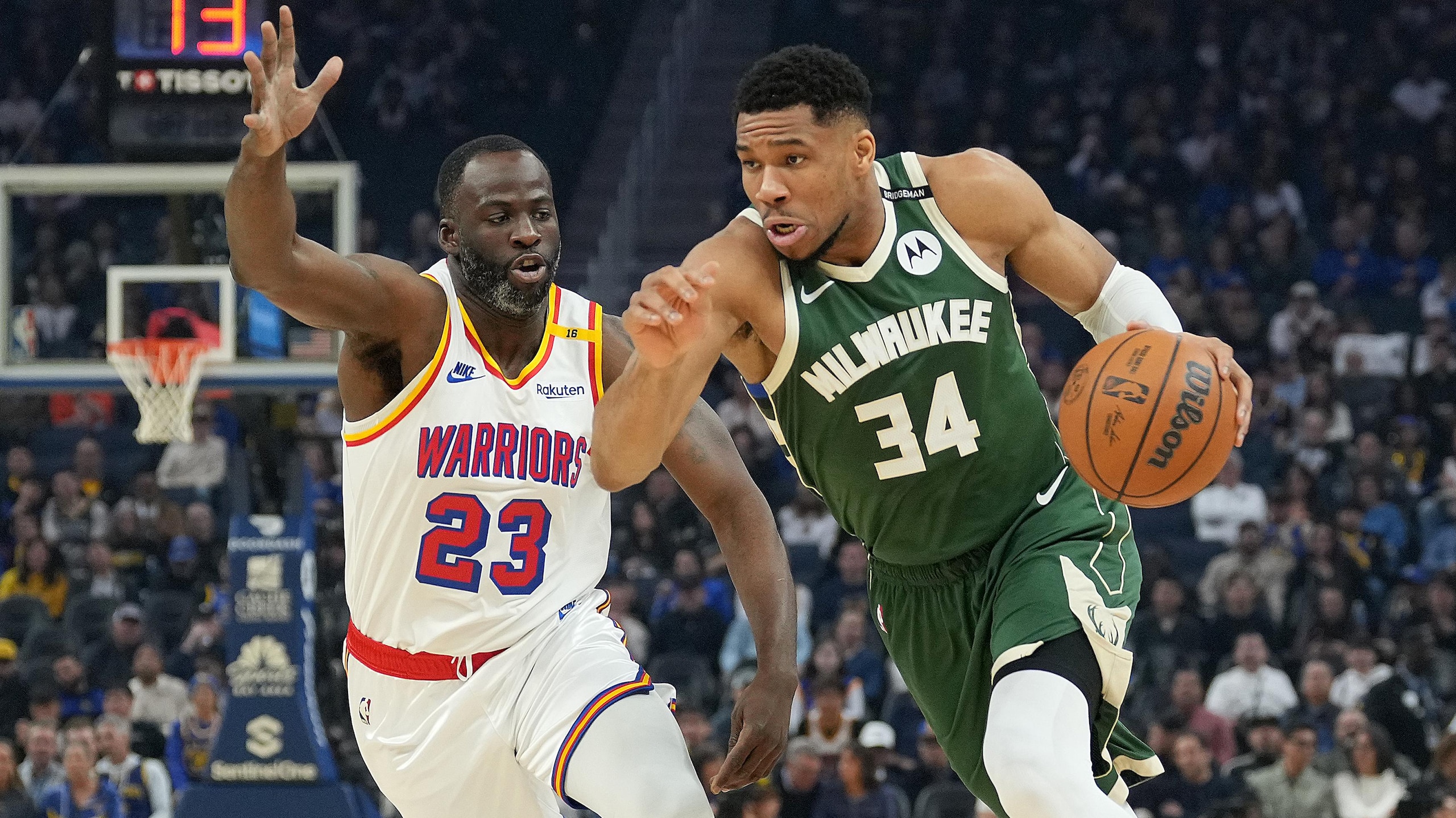 Milwaukee Bucks v Golden State Warriors