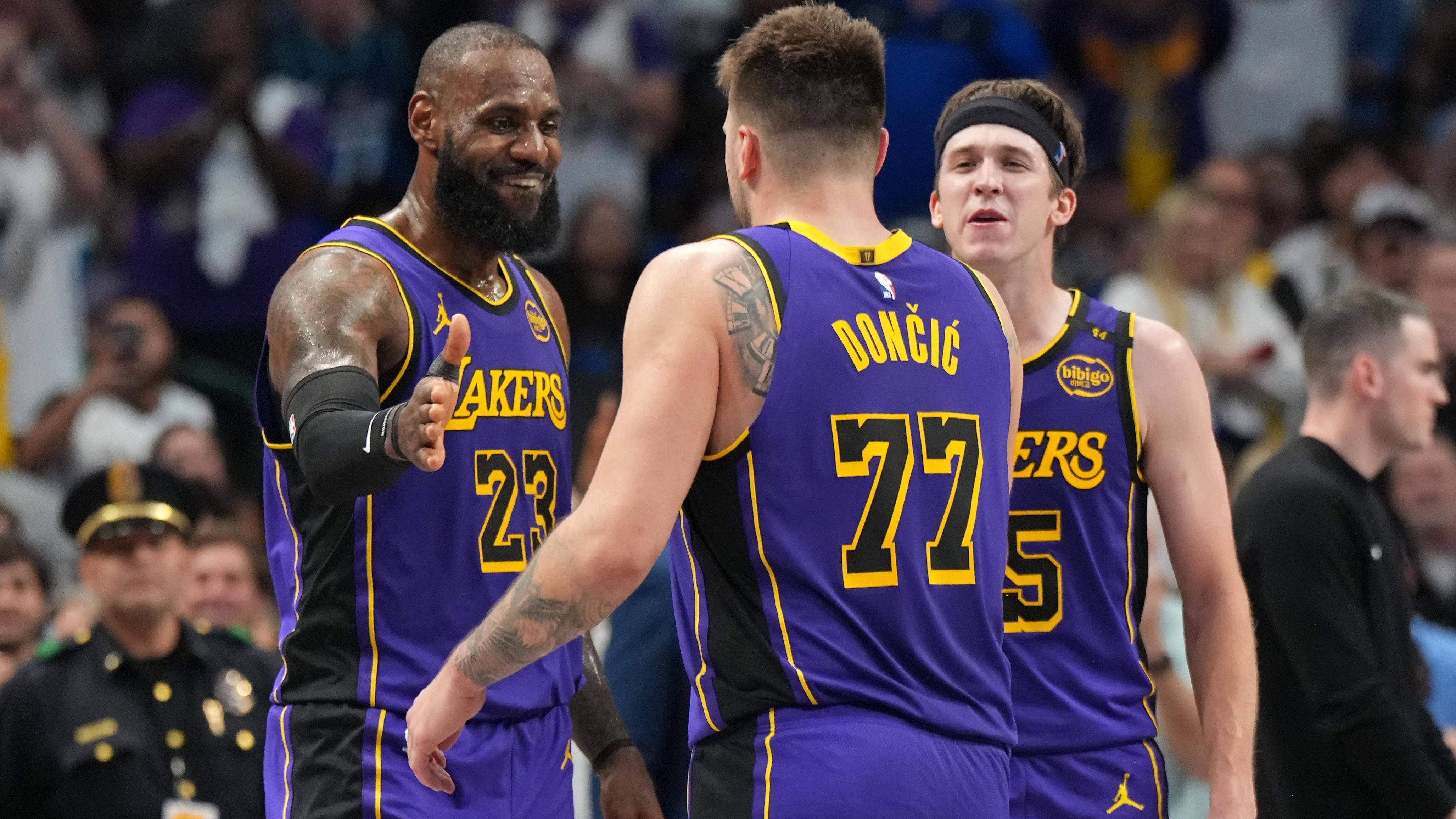 Los Angeles Lakers v Dallas Mavericks