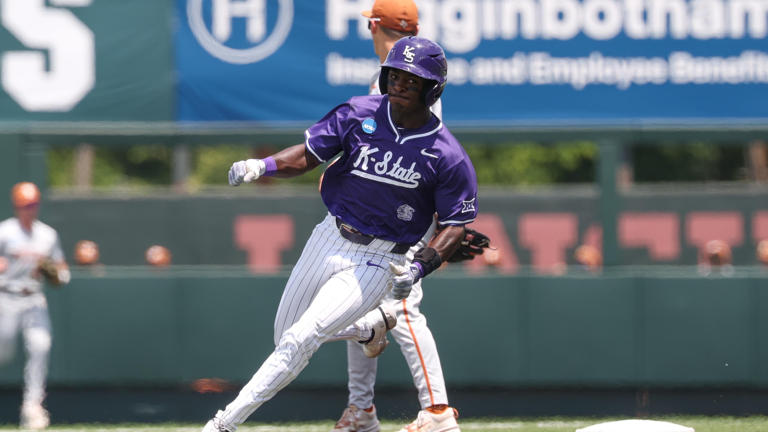 NCAA BASEBALL: JUN 01 Division I Regional - Texas vs Kansas St.