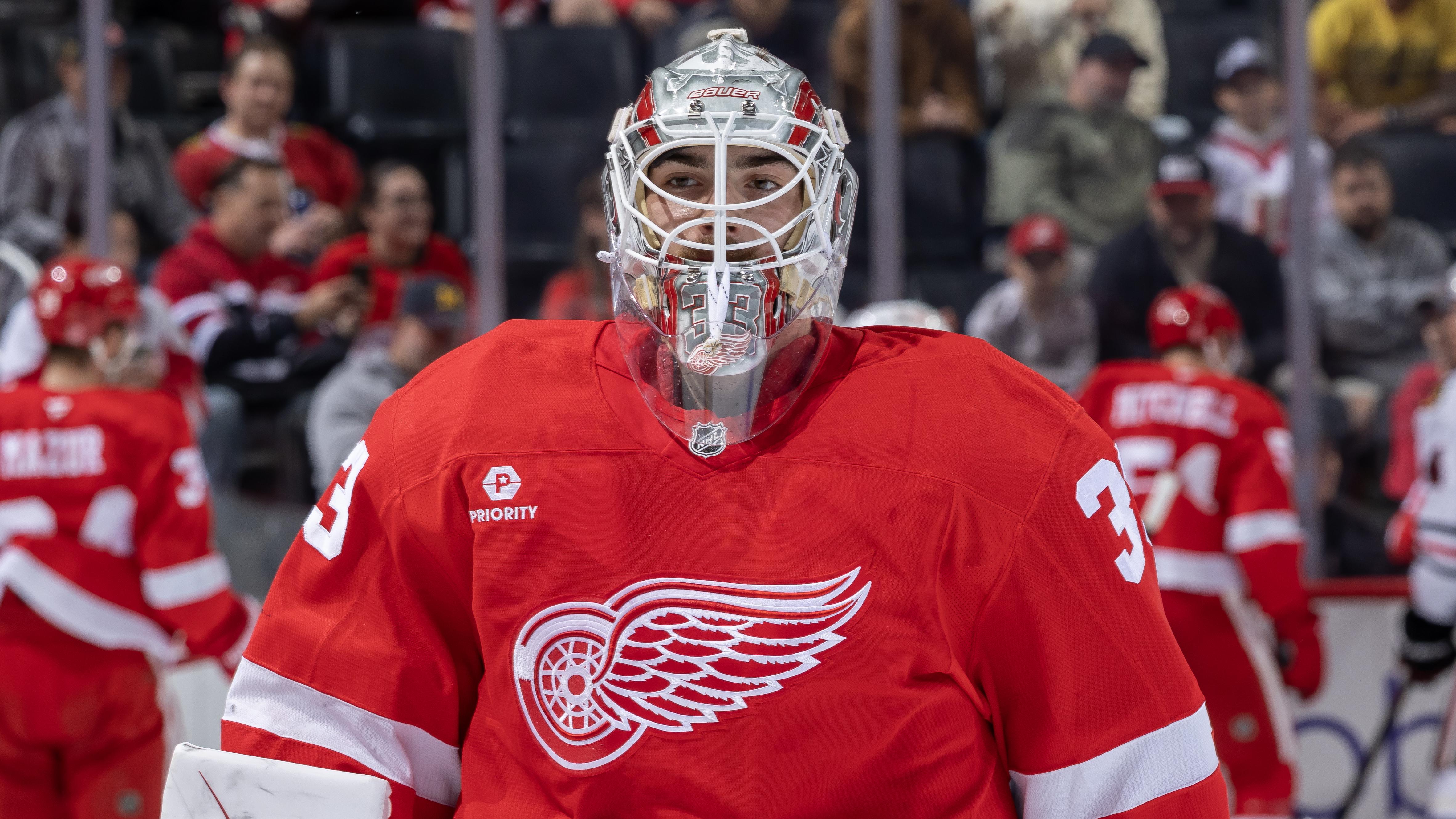 Chicago Blackhawks v Detroit Red Wings Chicago Blackhawks v Detroit Red Wings